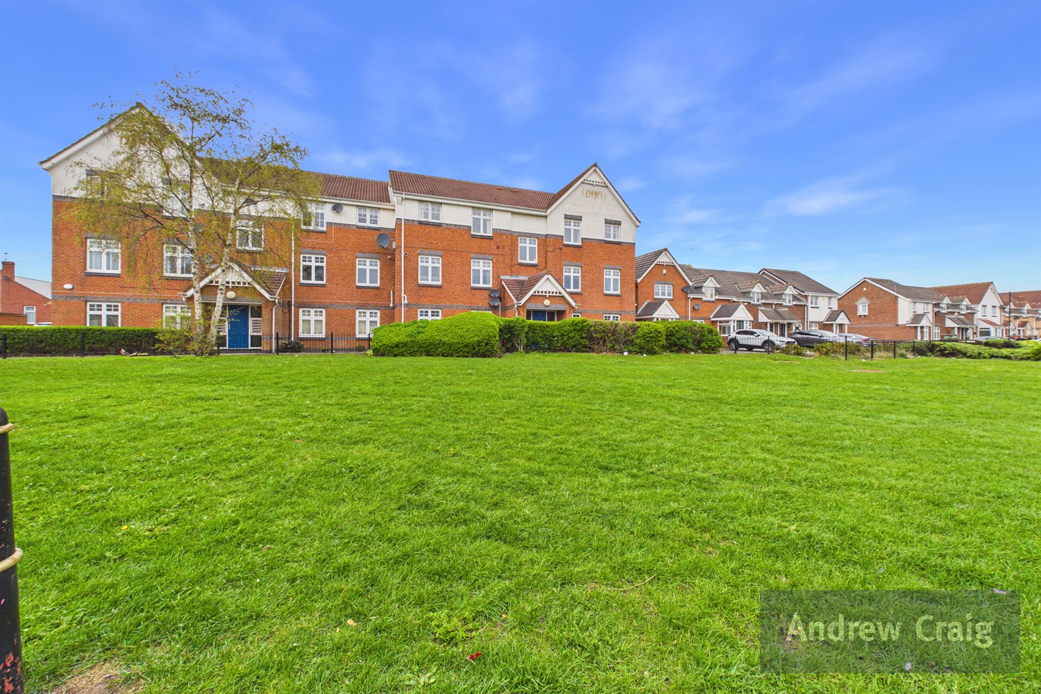 2 Bed Flat For Sale In Association Road, Roker, SR6
