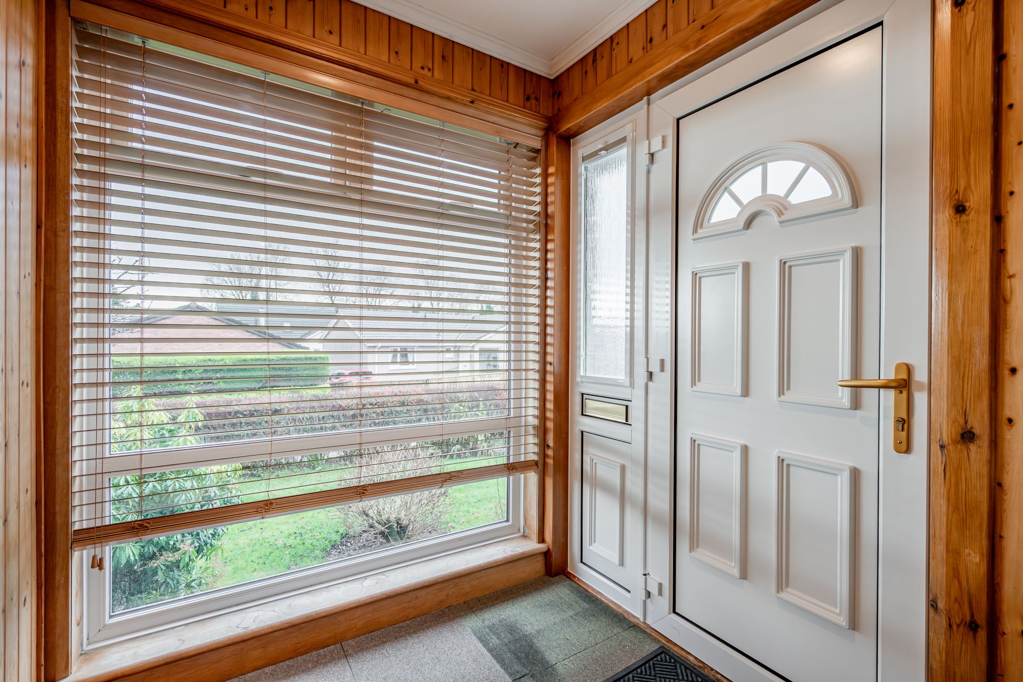 3 bed detached bungalow for sale in Livingstone Avenue, Callander, FK17  - Property Image 5