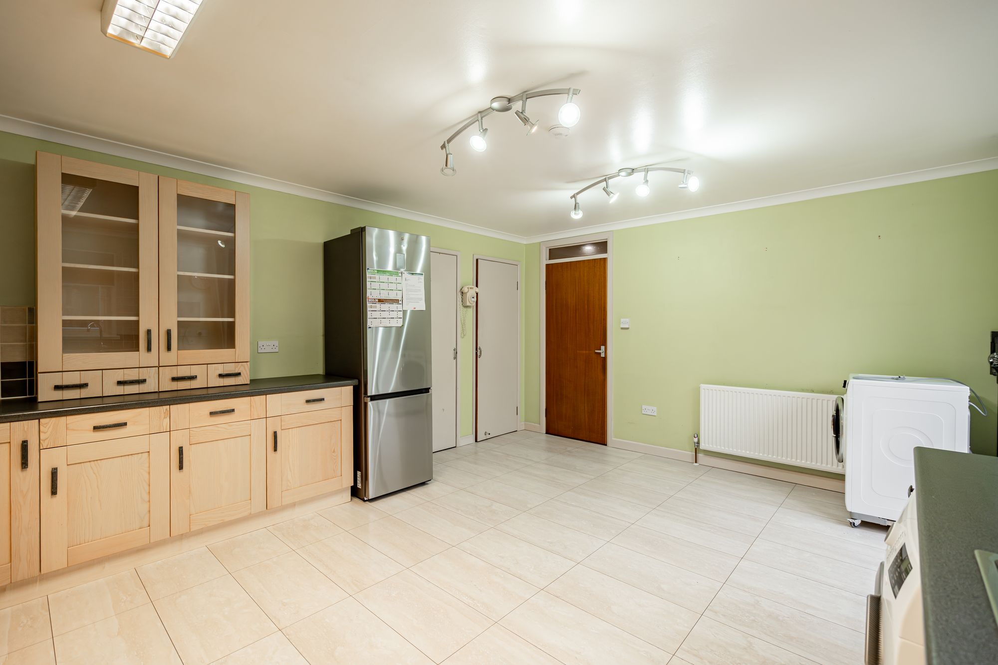 3 bed detached bungalow for sale in Livingstone Avenue, Callander, FK17  - Property Image 7