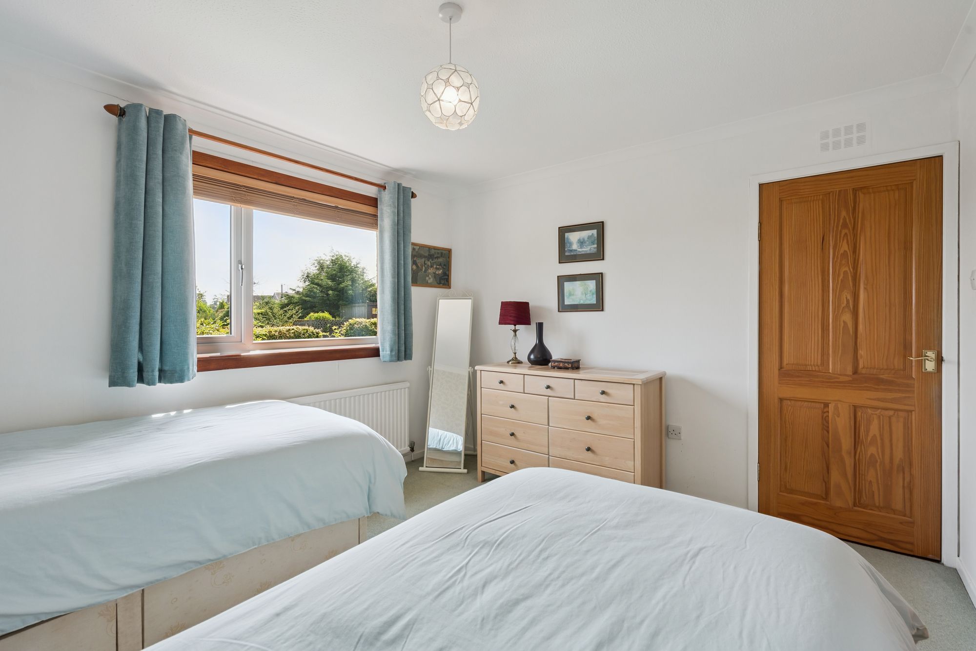 2 bed detached bungalow for sale in Beech Court, Doune, FK16  - Property Image 10