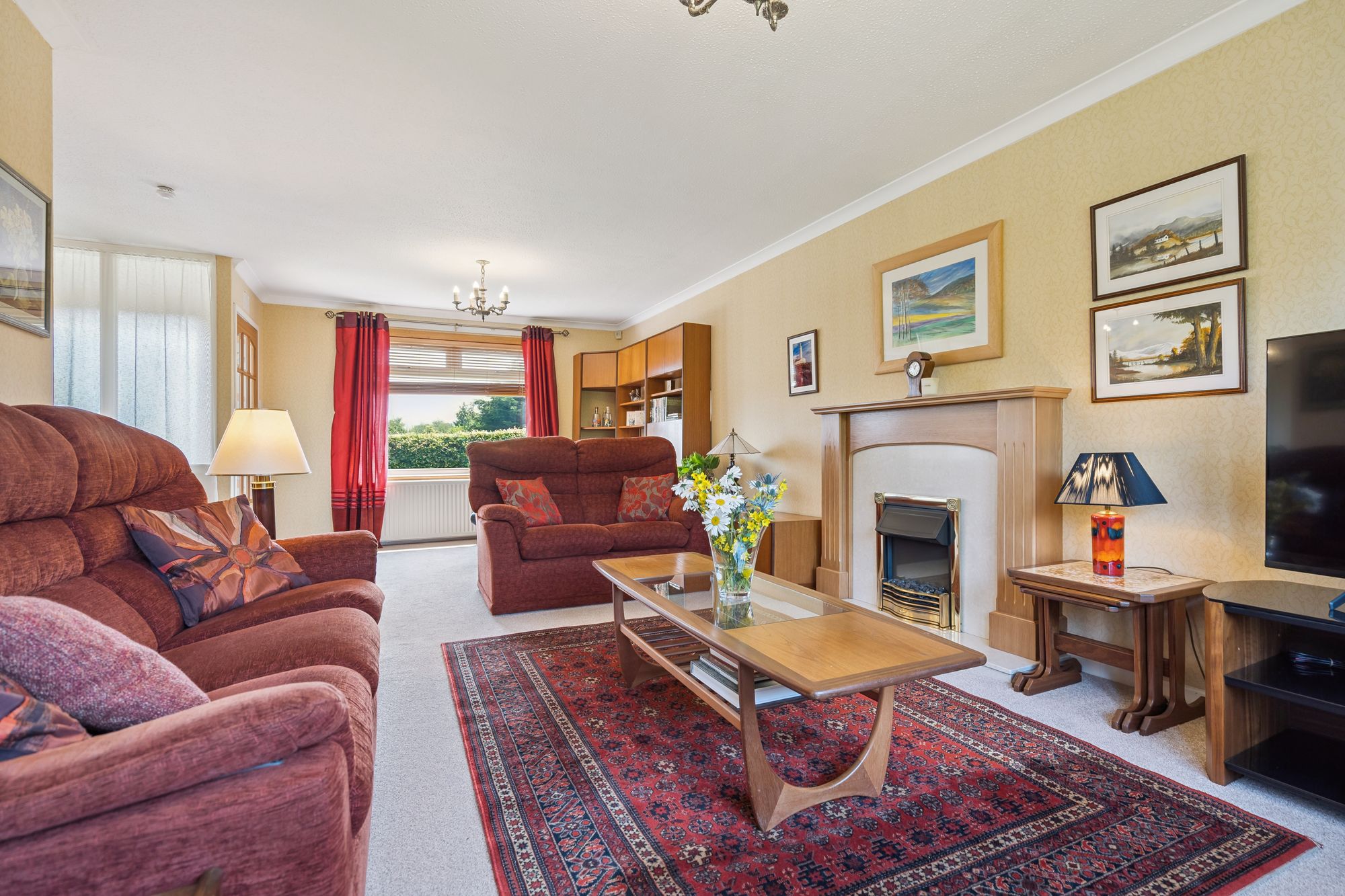 2 bed detached bungalow for sale in Beech Court, Doune, FK16  - Property Image 5