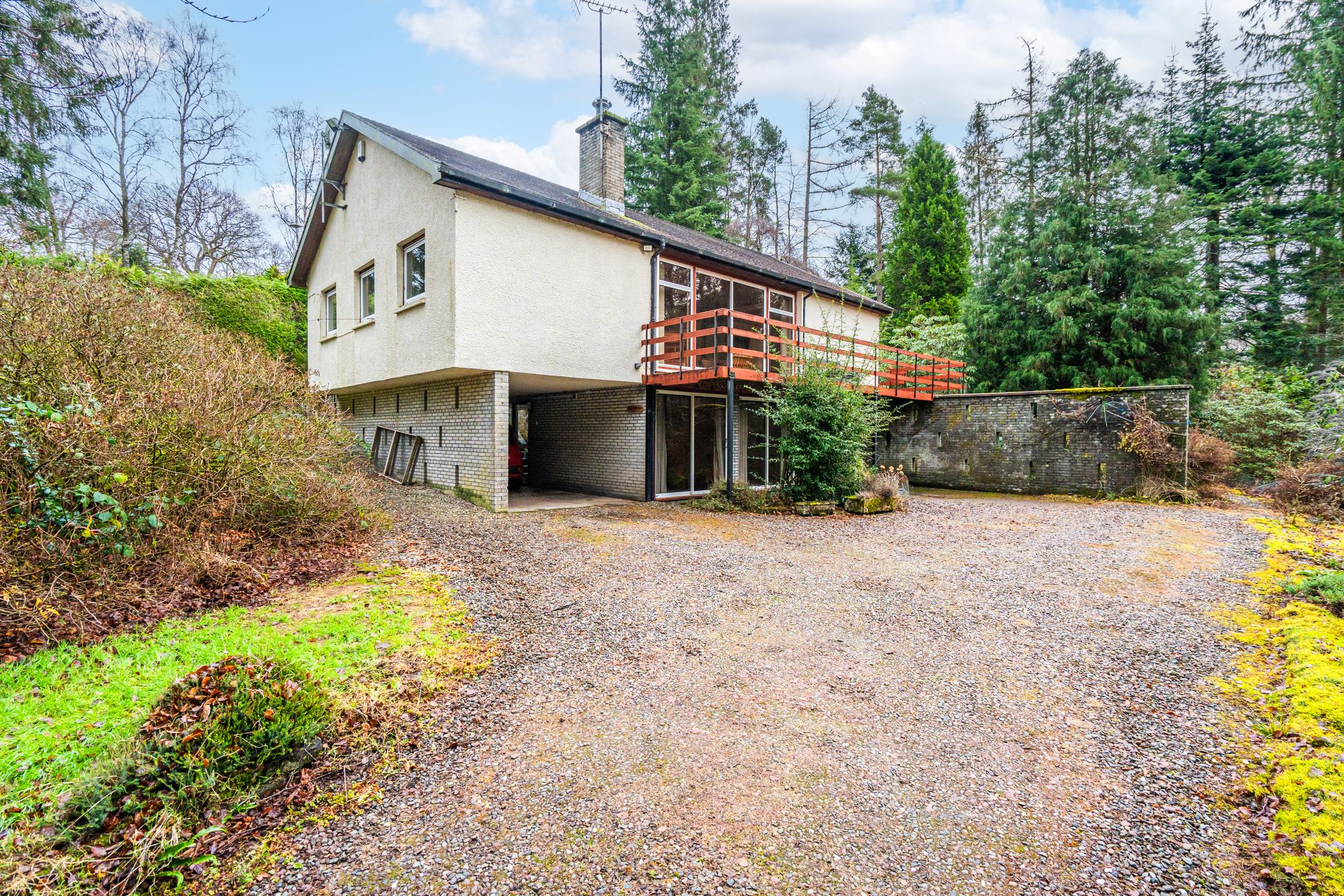 3 bed detached house for sale in Glen Road, Dunblane, FK15  - Property Image 1