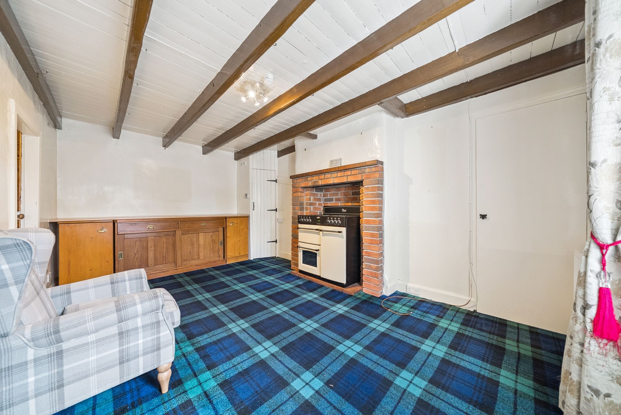 3 bed semi-detached cottage for sale in South Church Street, Callander, FK17  - Property Image 4