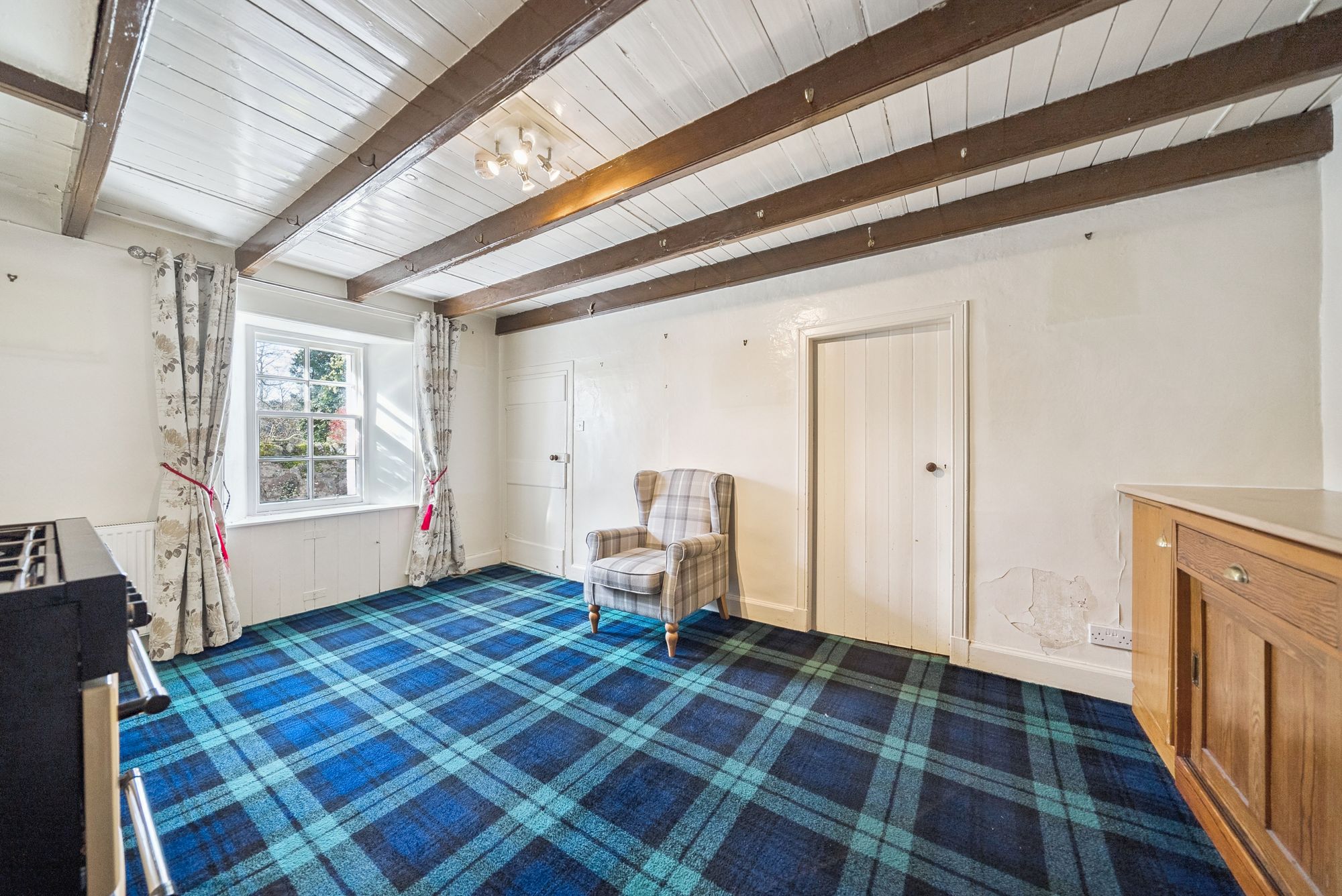 3 bed semi-detached cottage for sale in South Church Street, Callander, FK17  - Property Image 5