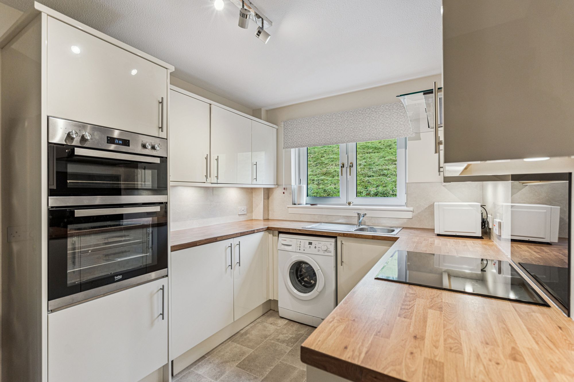 2 bed retirement property for sale in Holmehill Court, Dunblane, FK15 2