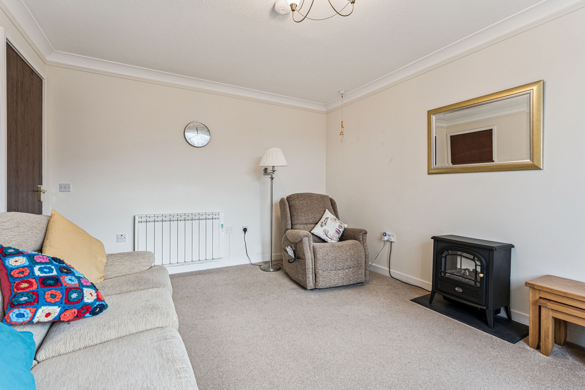 2 bed retirement property for sale in Holmehill Court, Dunblane, FK15  - Property Image 6