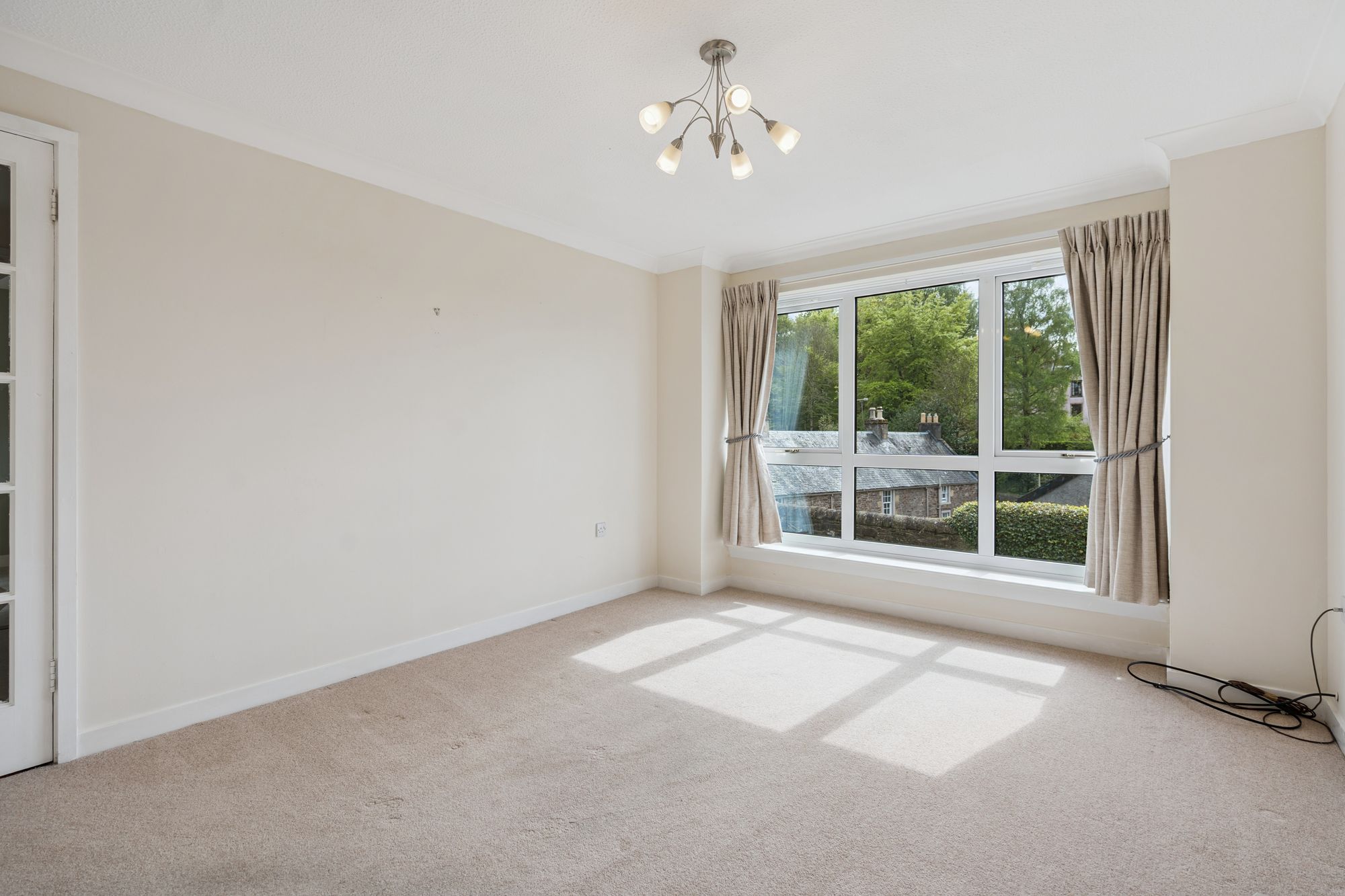 2 bed flat for sale in Holmehill Court, Dunblane, FK15 - Property Image 5