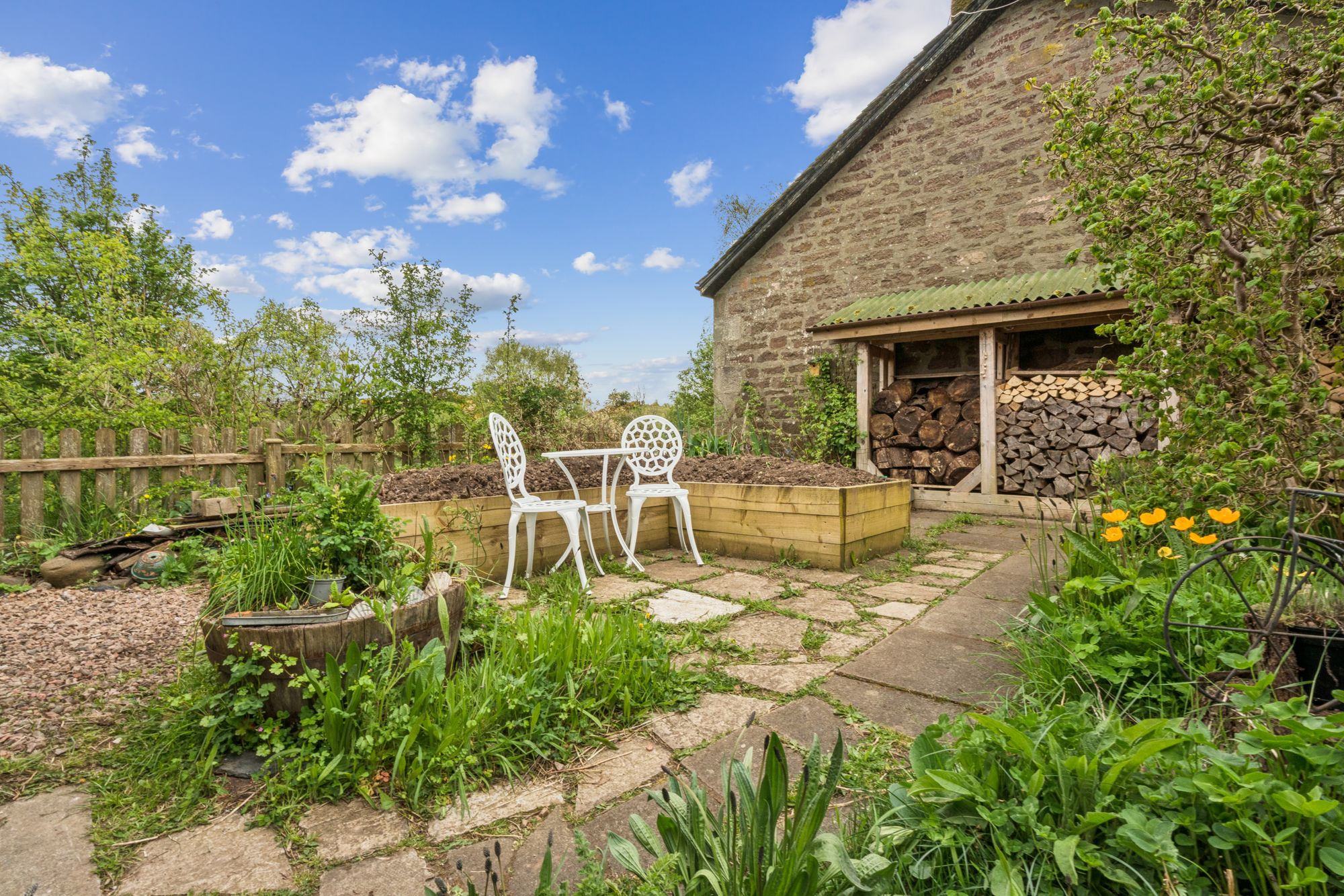 2 bed terraced cottage for sale in The Square, Ashfield, FK15 - Property Image 17