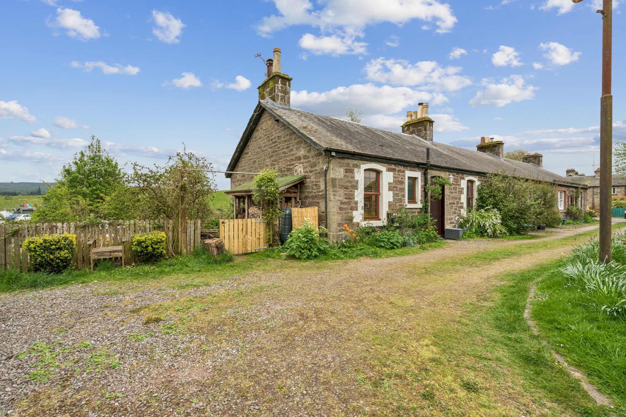 2 bed terraced cottage for sale in The Square, Ashfield, FK15 - Property Image 23