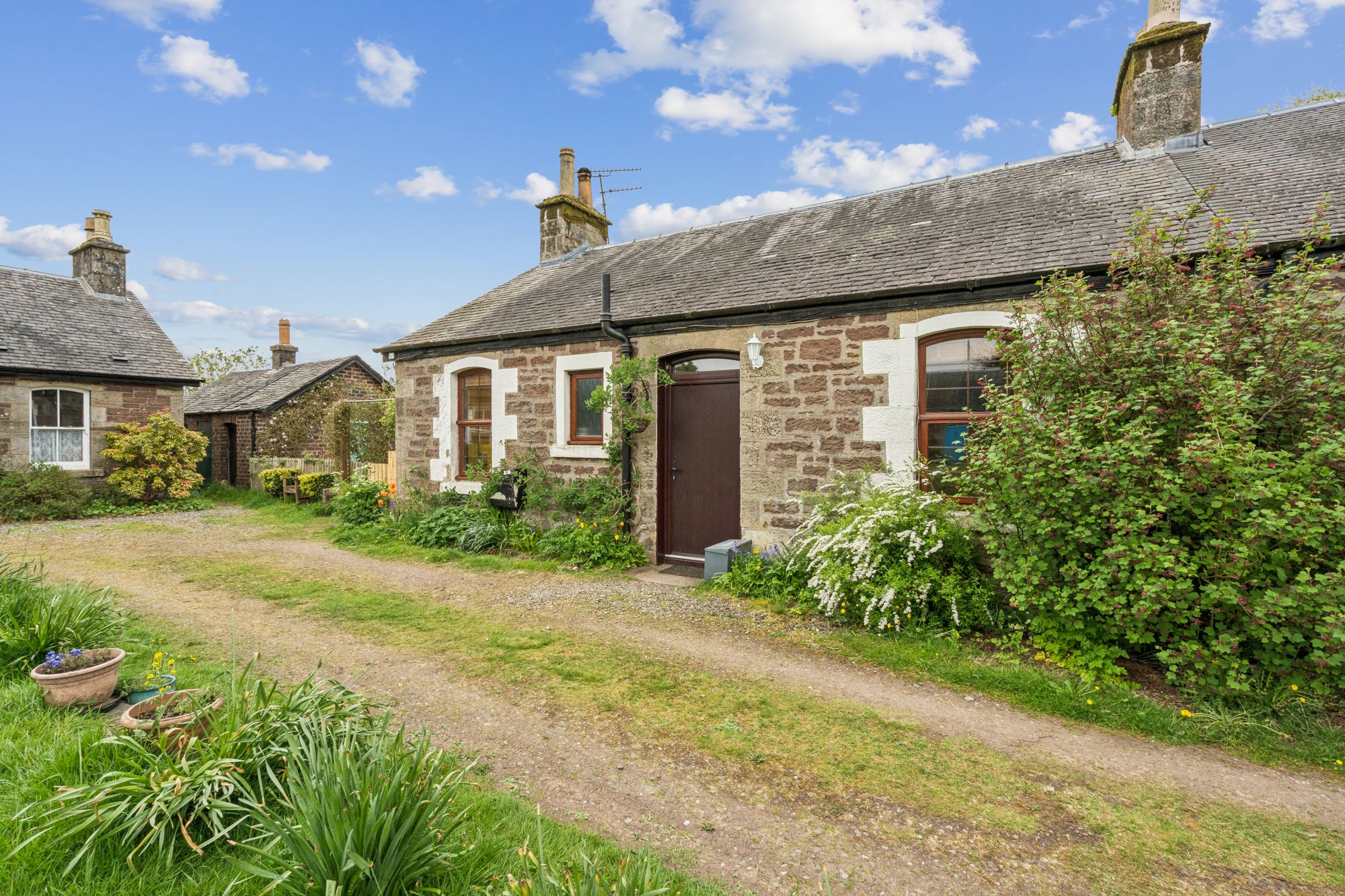 2 bed terraced cottage for sale in The Square, Ashfield, FK15 - Property Image 25