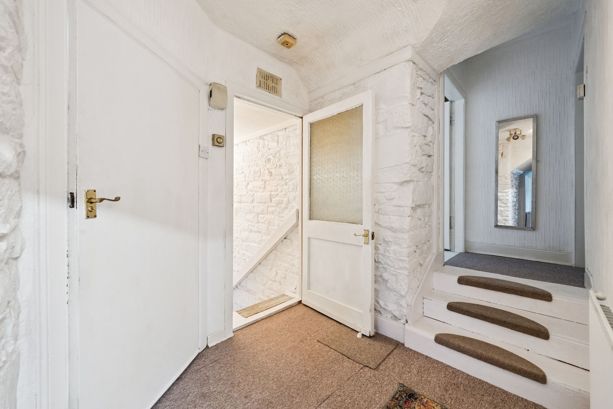 2 bed flat for sale in Port Of Menteith, Lynhurst, FK8 - Property Image 6