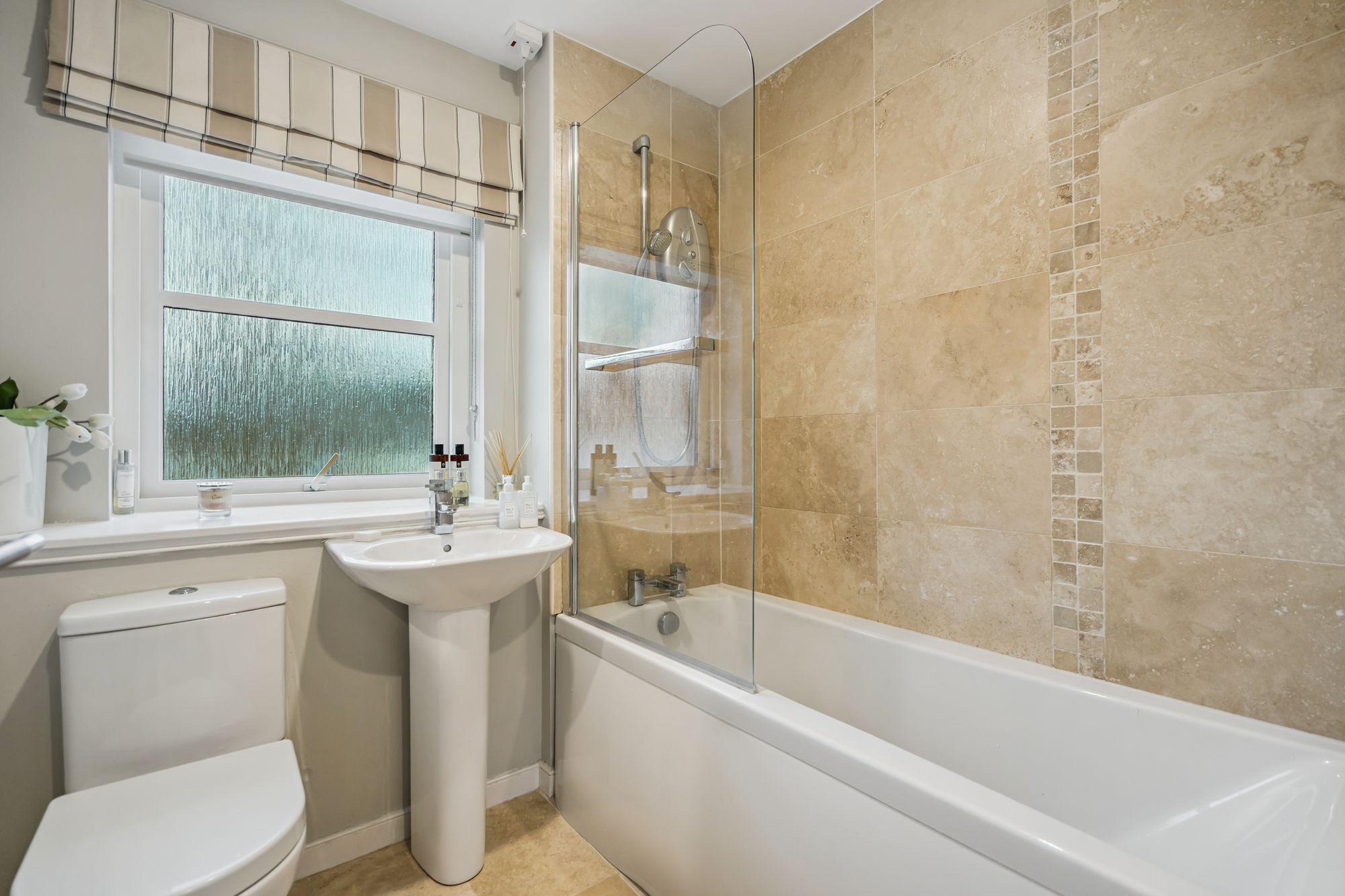 2 bed semi-detached house for sale in Glengyle Place, Callander, FK17  - Property Image 13