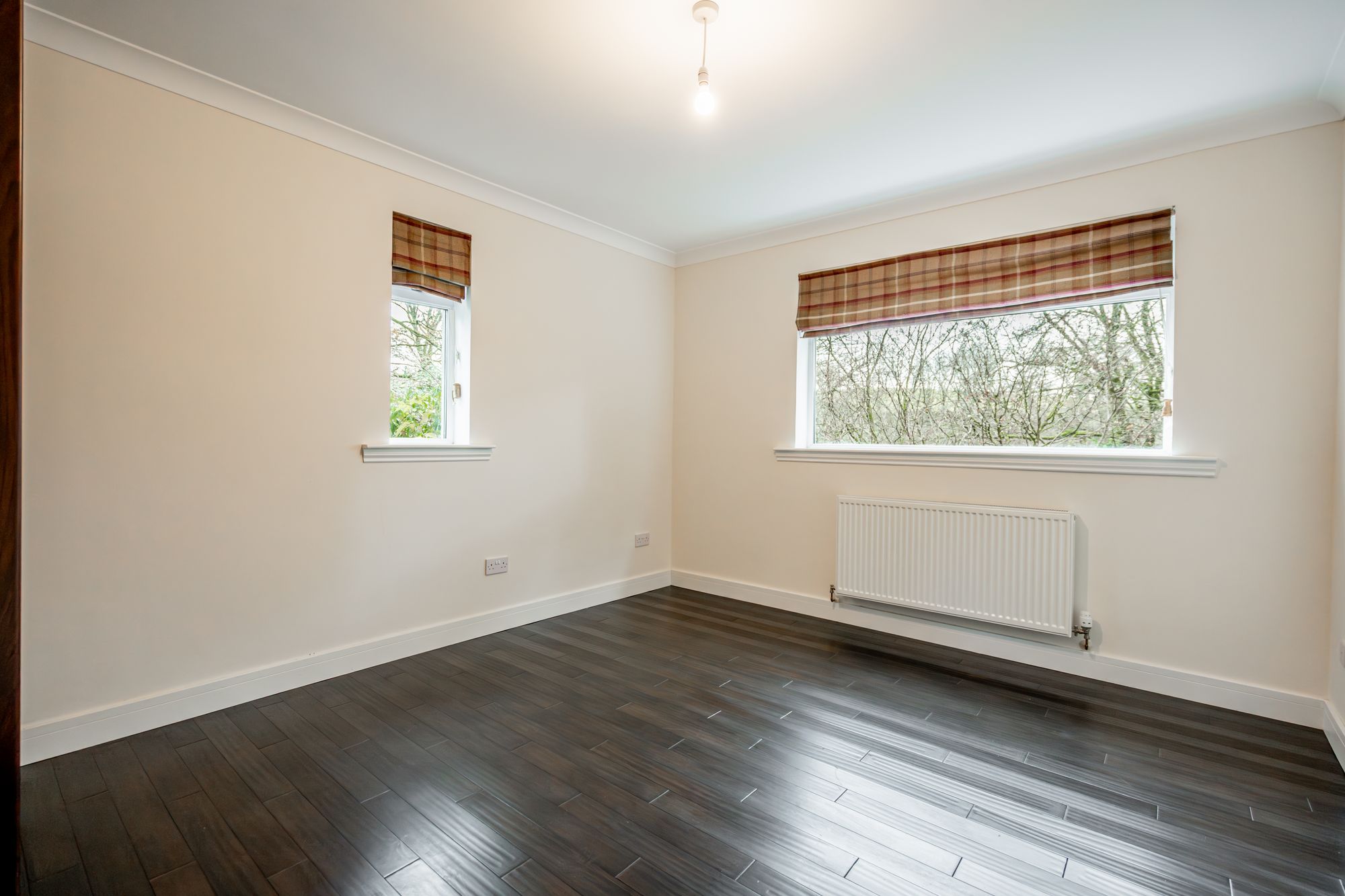 2 bed detached cottage for sale in Glen Road, Dunblane, FK15 8