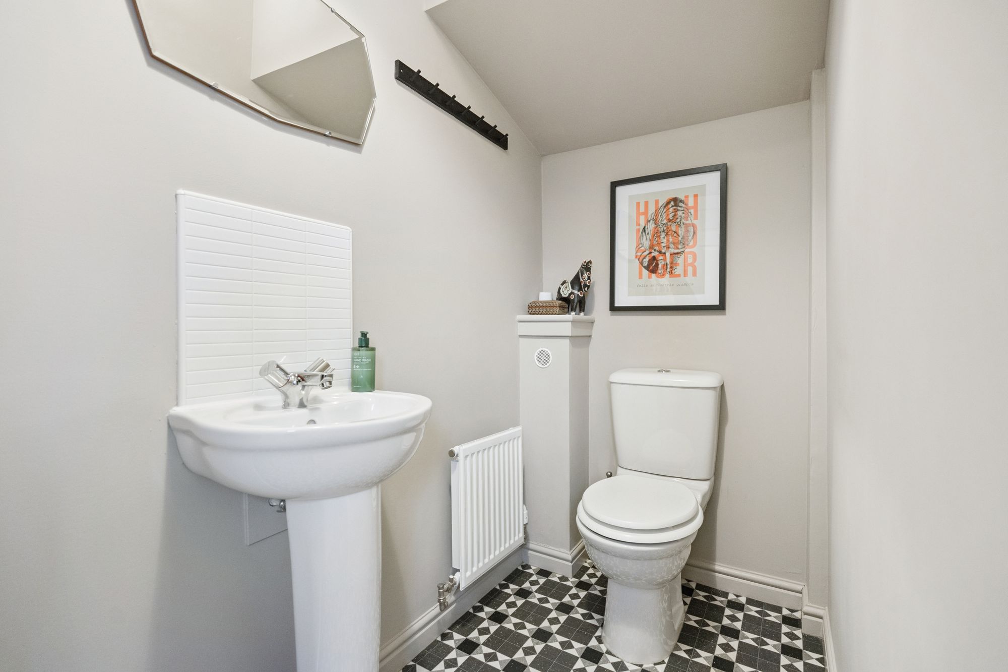 2 bed mid-terraced house for sale in Station Wynd, Doune, FK16  - Property Image 9