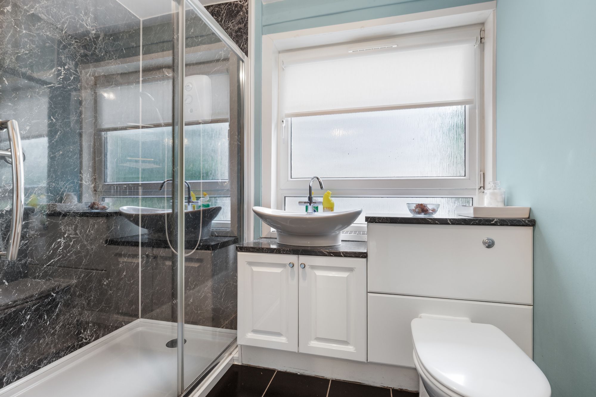 2 bed flat for sale in Buccleuch Court, Dunblane, FK15  - Property Image 4