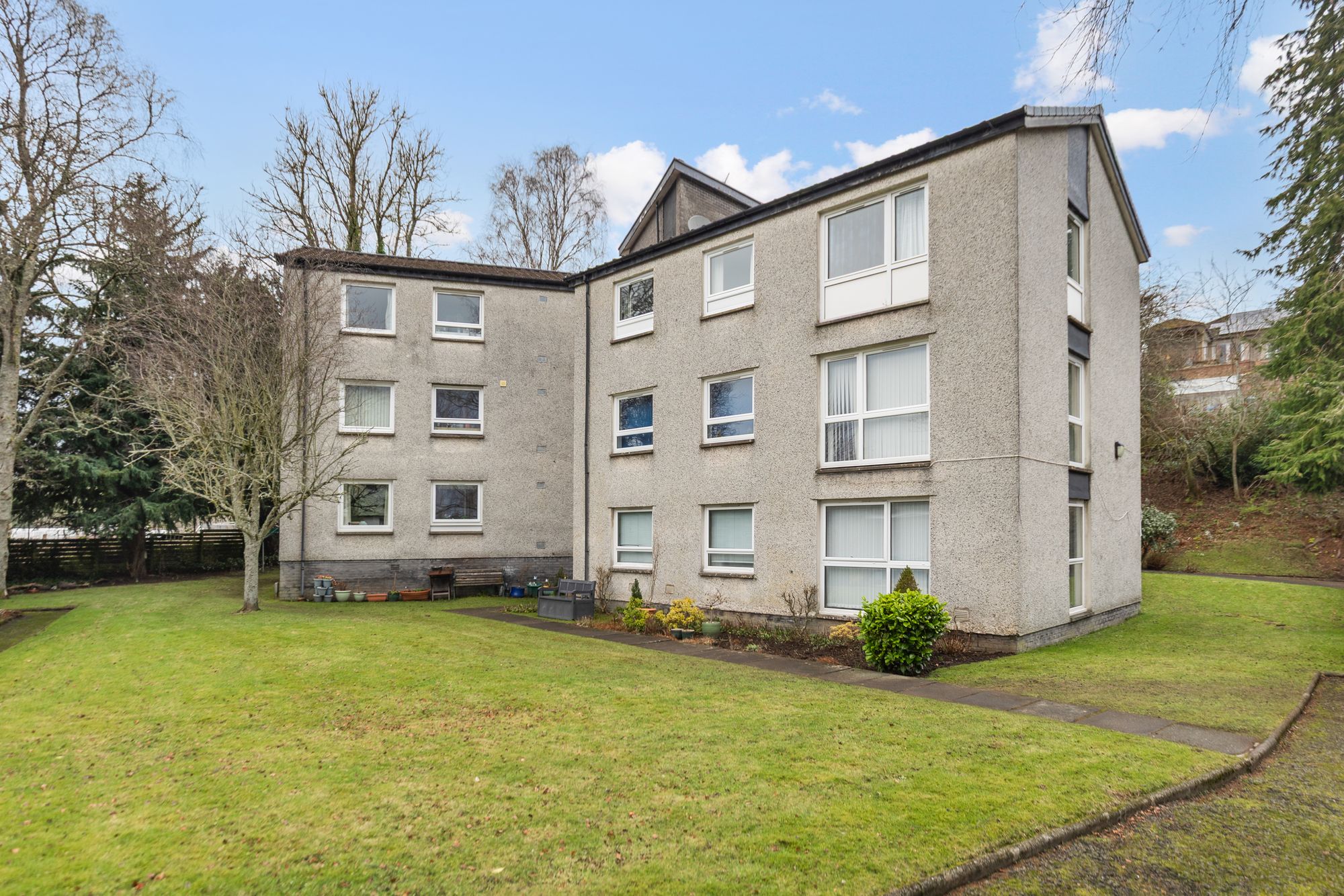 2 bed flat for sale in Buccleuch Court, Dunblane, FK15  - Property Image 1