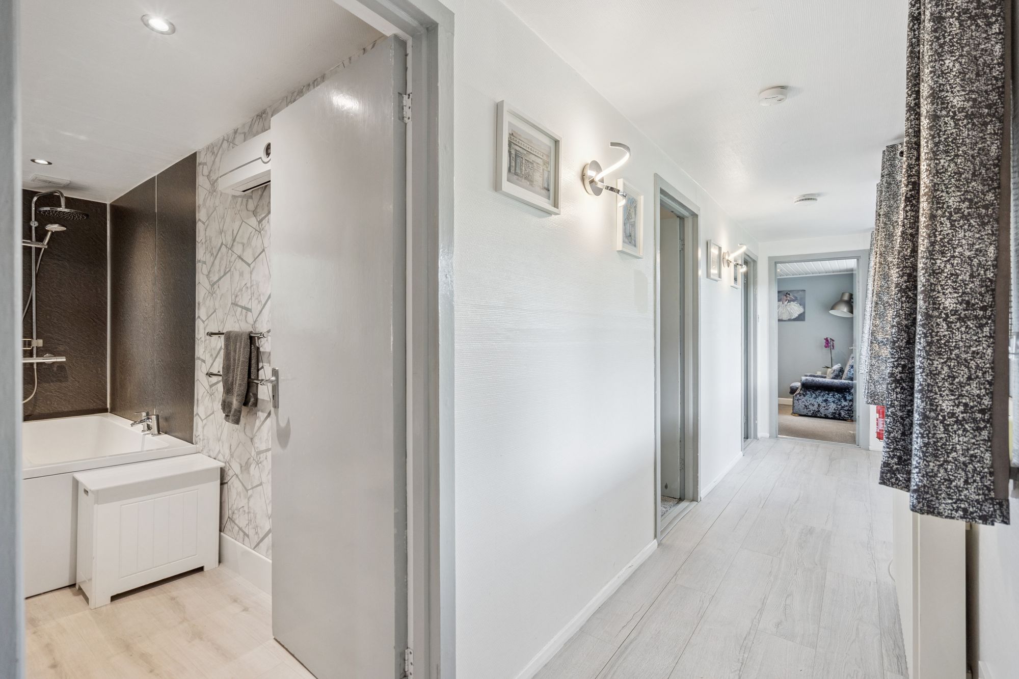 2 bed chalet for sale in Killin, FK21 - Property Image 8