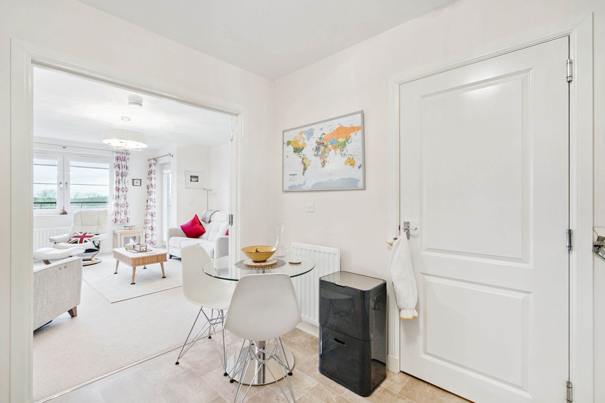 2 bed flat for sale in Maurice Wynd, Dunblane, FK15  - Property Image 8