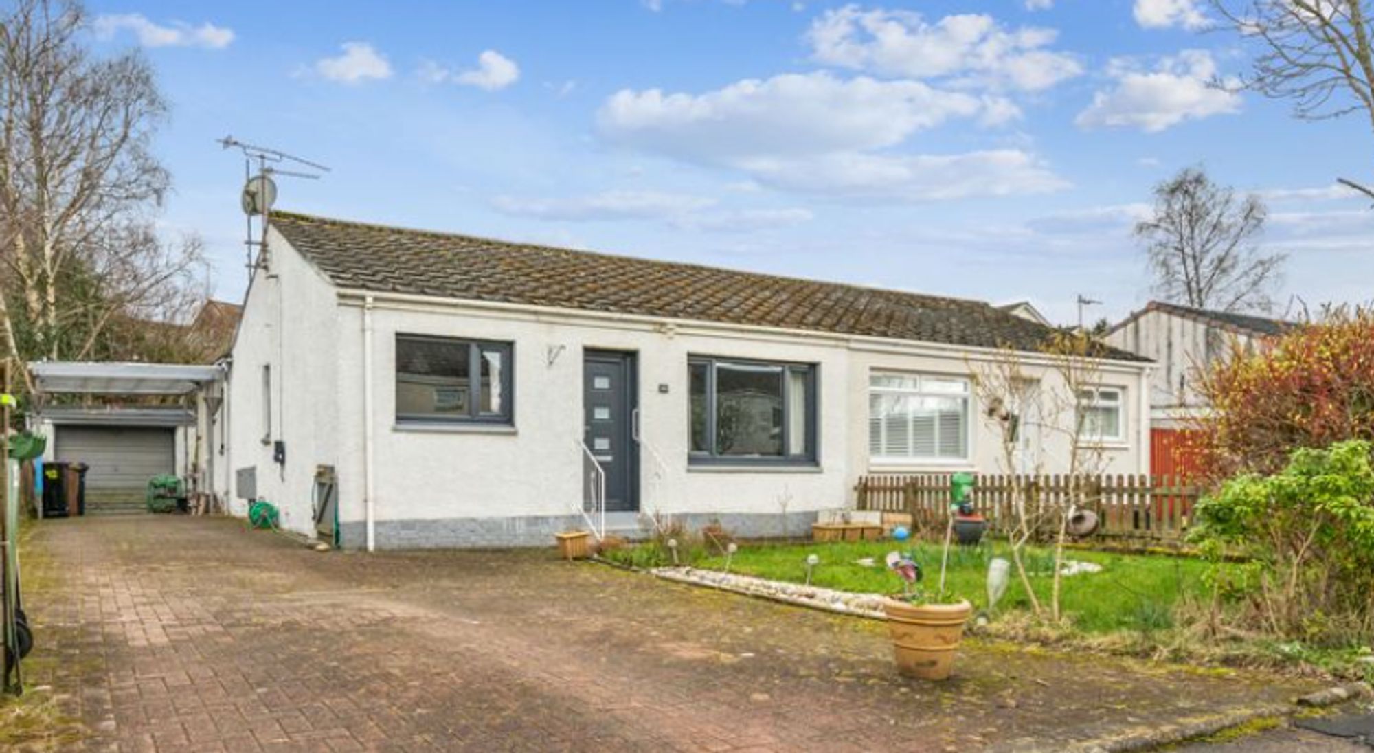 3 bed semi-detached bungalow for sale in Ochiltree, Dunblane, FK15  - Property Image 1