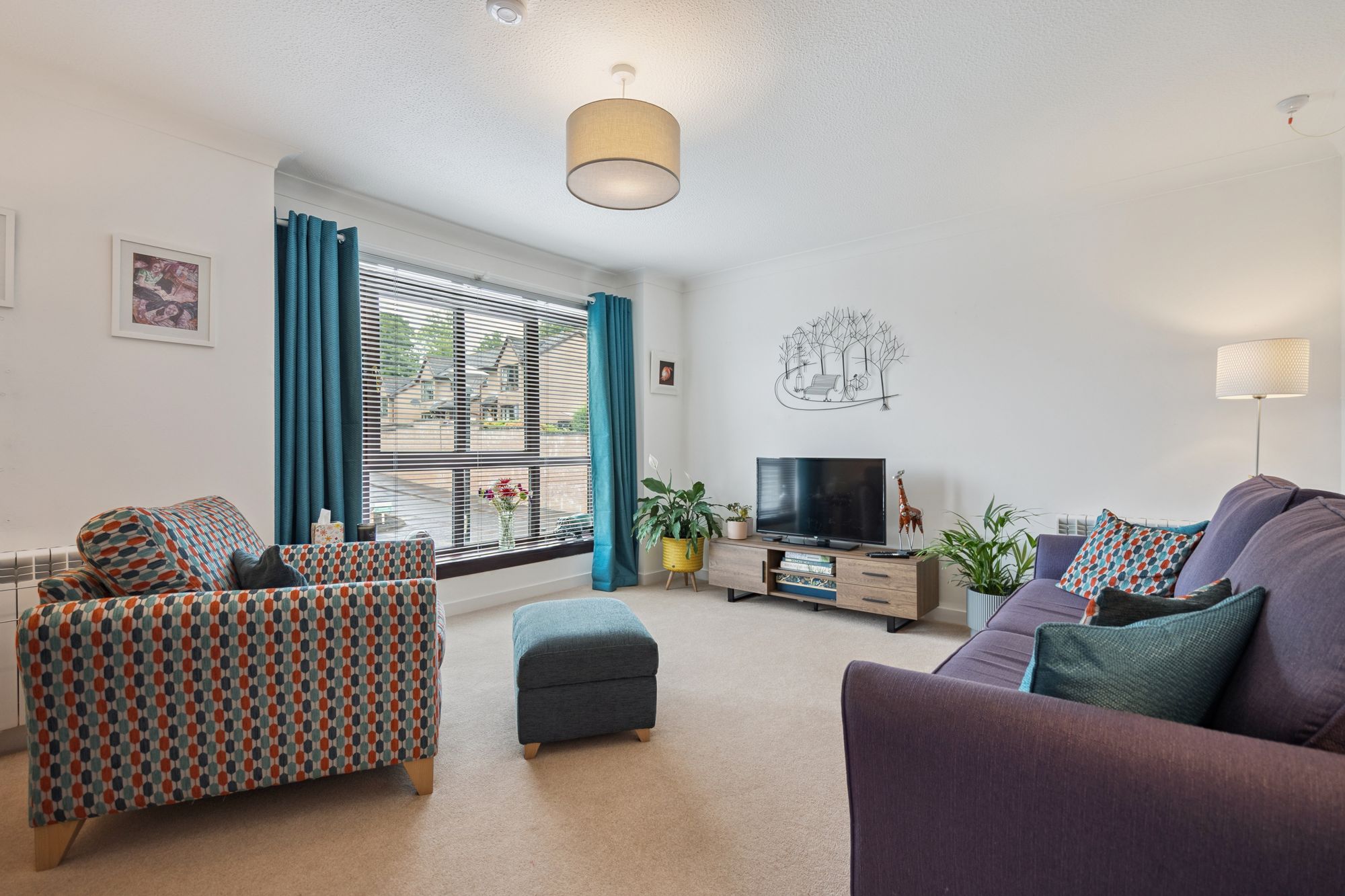 2 bed flat for sale in Holmehill Court, Dunblane, FK15 - Property Image 2