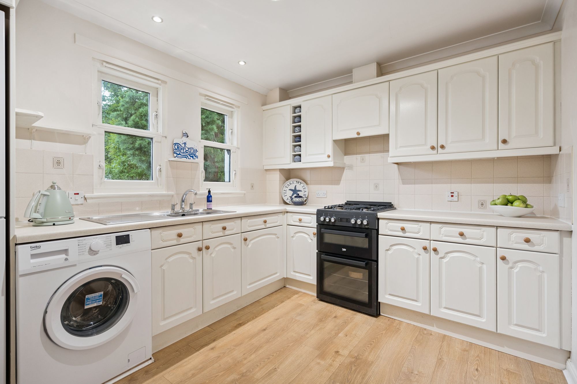 2 bed flat for sale in Bridgend, Dunblane, FK15  - Property Image 2