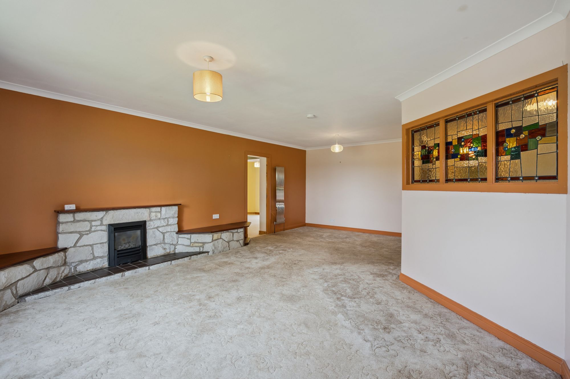 5 bed detached house for sale in Main Street, Kinbuck, FK15 - Property Image 2