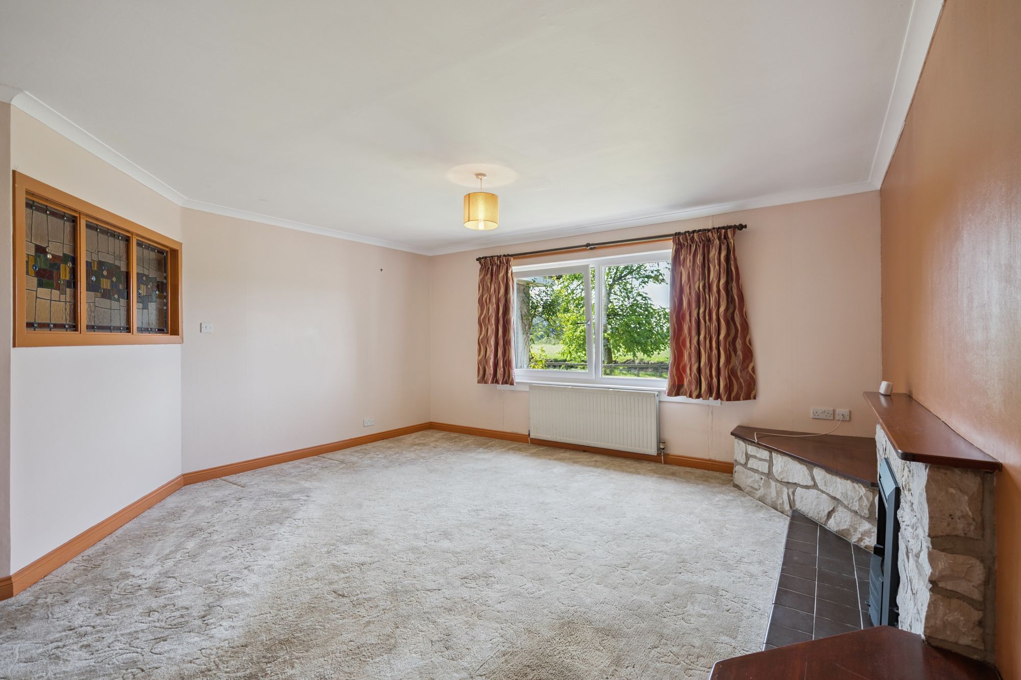 5 bed detached house for sale in Main Street, Kinbuck, FK15 - Property Image 5