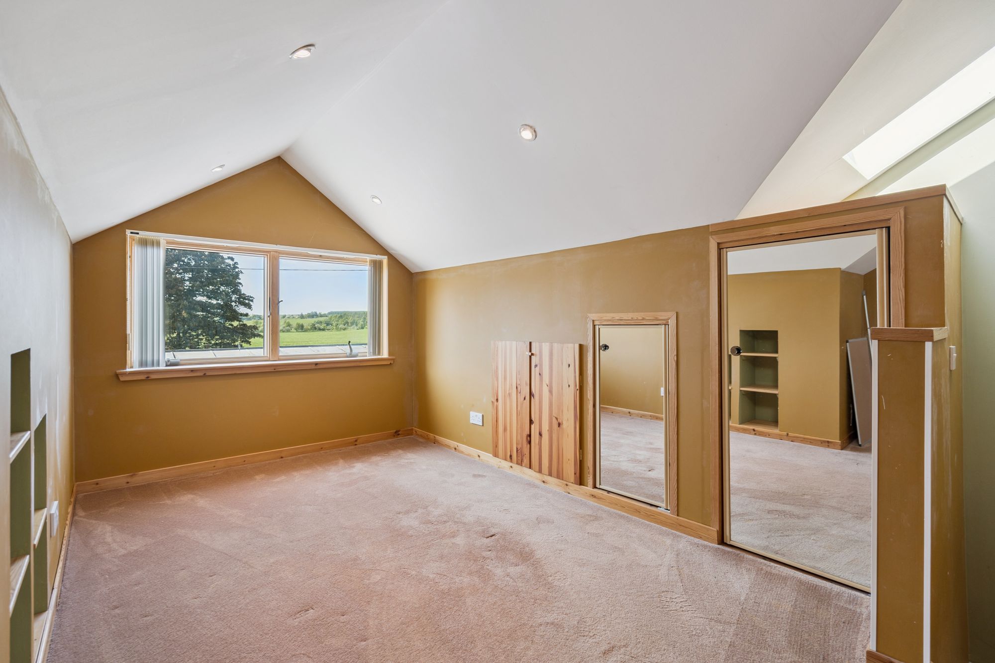 5 bed detached house for sale in Main Street, Kinbuck, FK15 - Property Image 14
