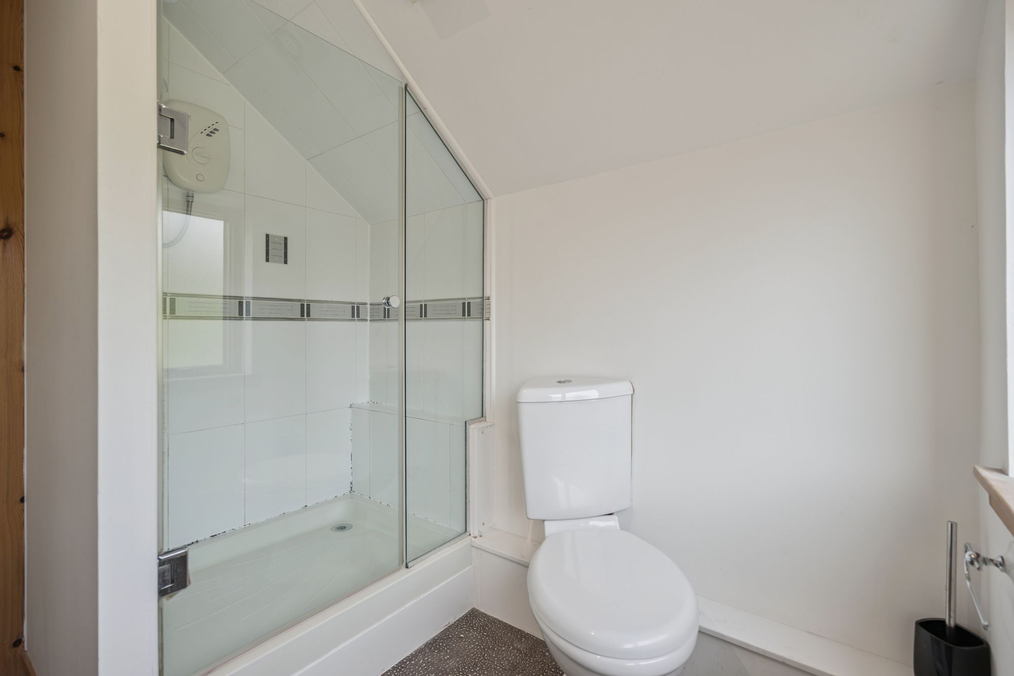 5 bed detached house for sale in Main Street, Kinbuck, FK15 - Property Image 17