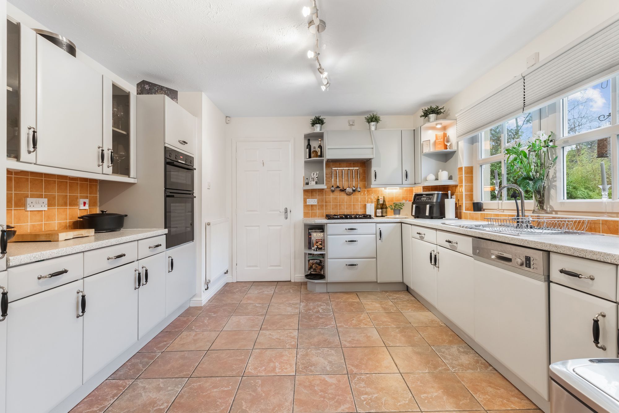 4 bed detached house for sale in Kellie Wynd, Dunblane, FK15  - Property Image 6