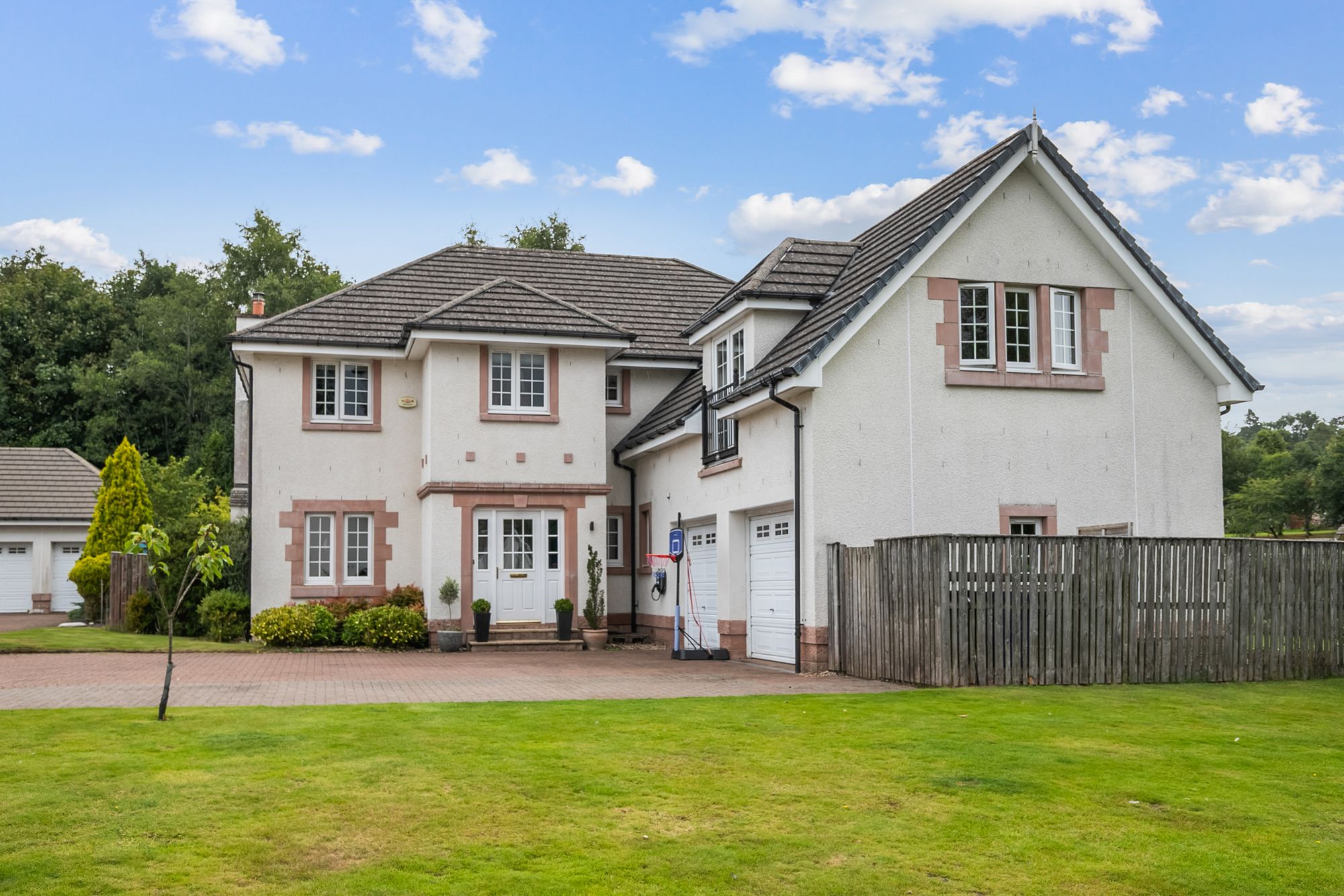 5 bed detached house for sale in Cockburn Avenue, Dunblane, FK15