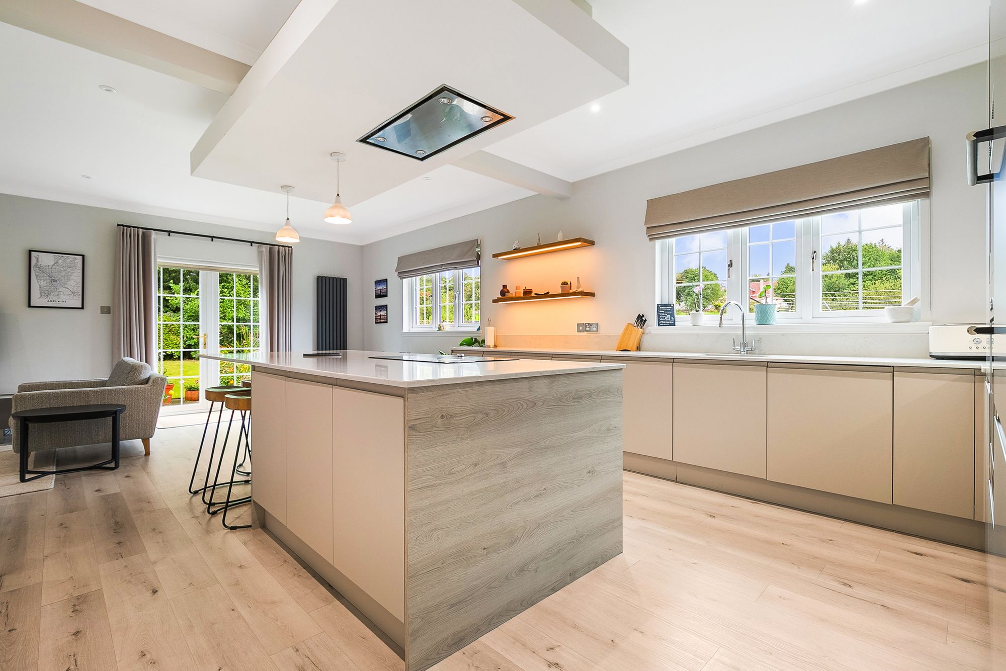 5 bed detached house for sale in Cockburn Avenue, Dunblane, FK15  - Property Image 2