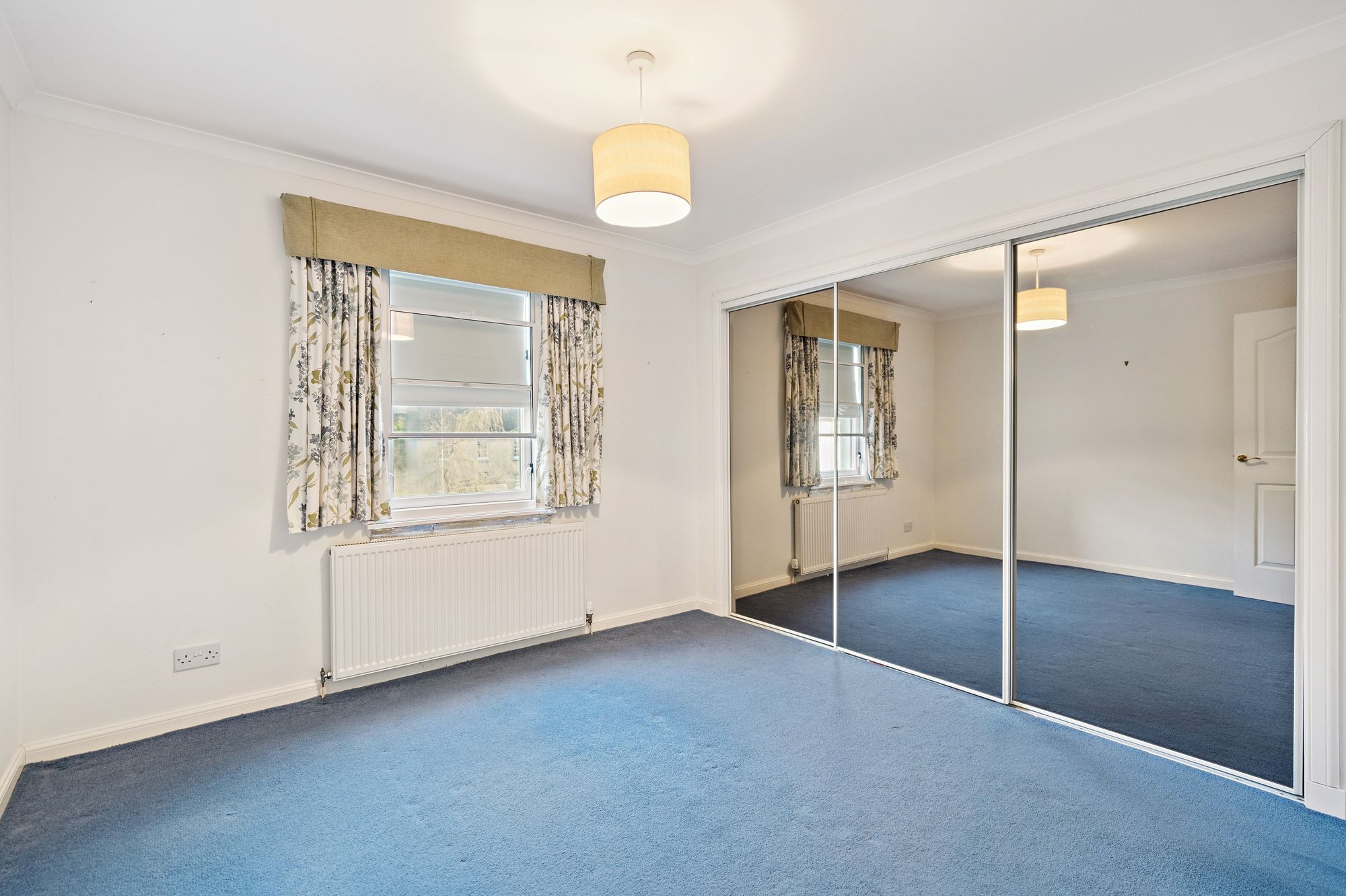 2 bed flat for sale in Bridgend, Dunblane, FK15  - Property Image 4