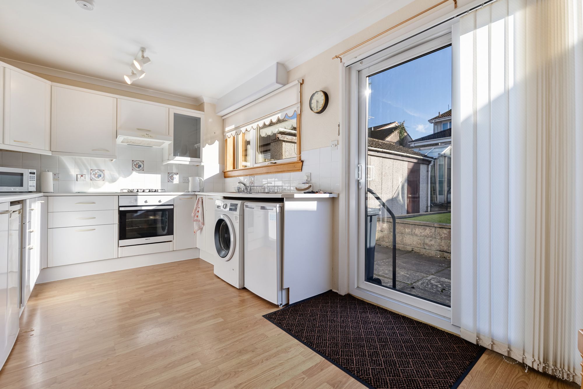 2 bed end of terrace house for sale in Buchan Drive, Dunblane, FK15  - Property Image 5