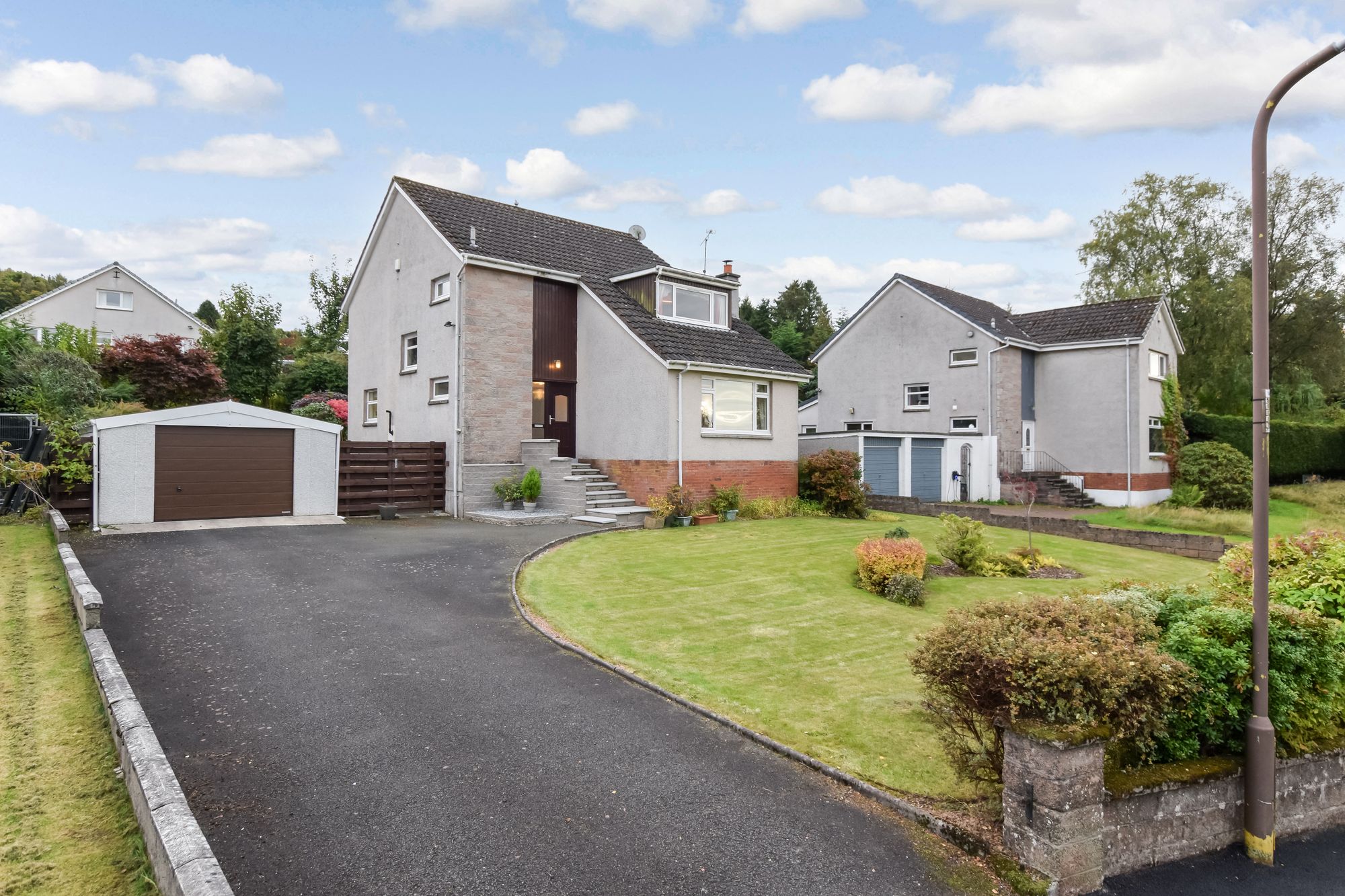 4 bed detached house for sale in Dykedale, Dunblane, FK15