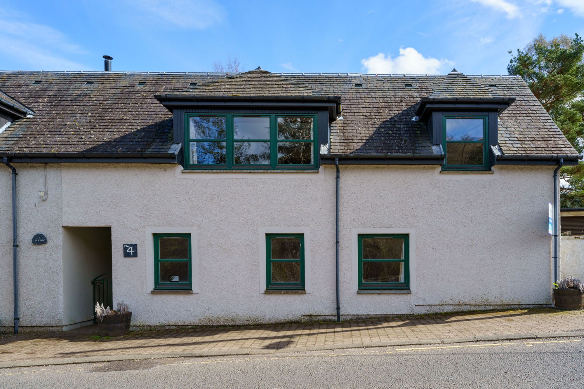 4 bed semi-detached house for sale in Gray Street, Killin, FK21  - Property Image 2