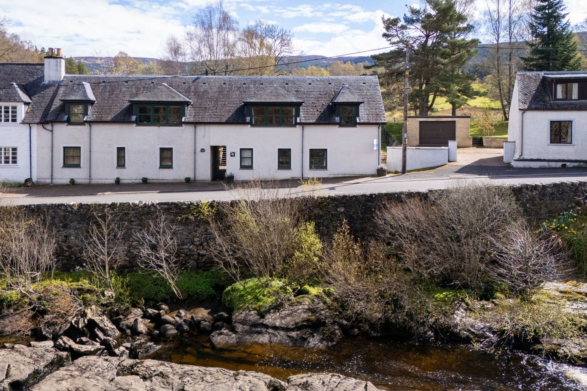 4 bed semi-detached house for sale in Gray Street, Killin, FK21  - Property Image 3