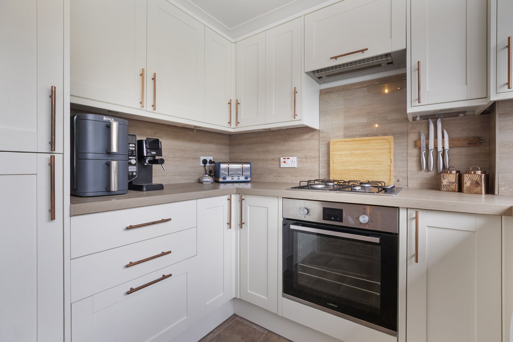 2 bed semi-detached house for sale in Strathmore Avenue, Dunblane, FK15  - Property Image 4