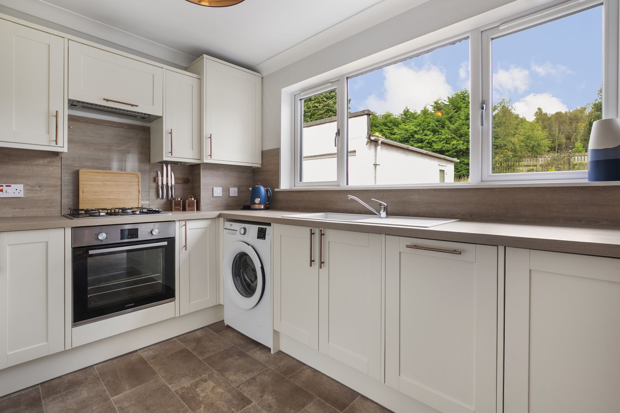 2 bed semi-detached house for sale in Strathmore Avenue, Dunblane, FK15  - Property Image 5