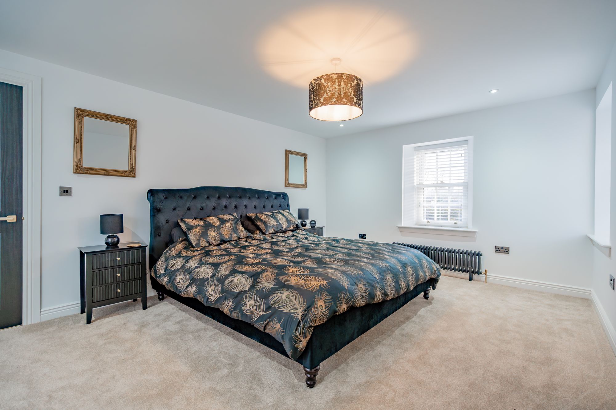 5 bed end of terrace house for sale in Bridge Street, Callander, FK17 9