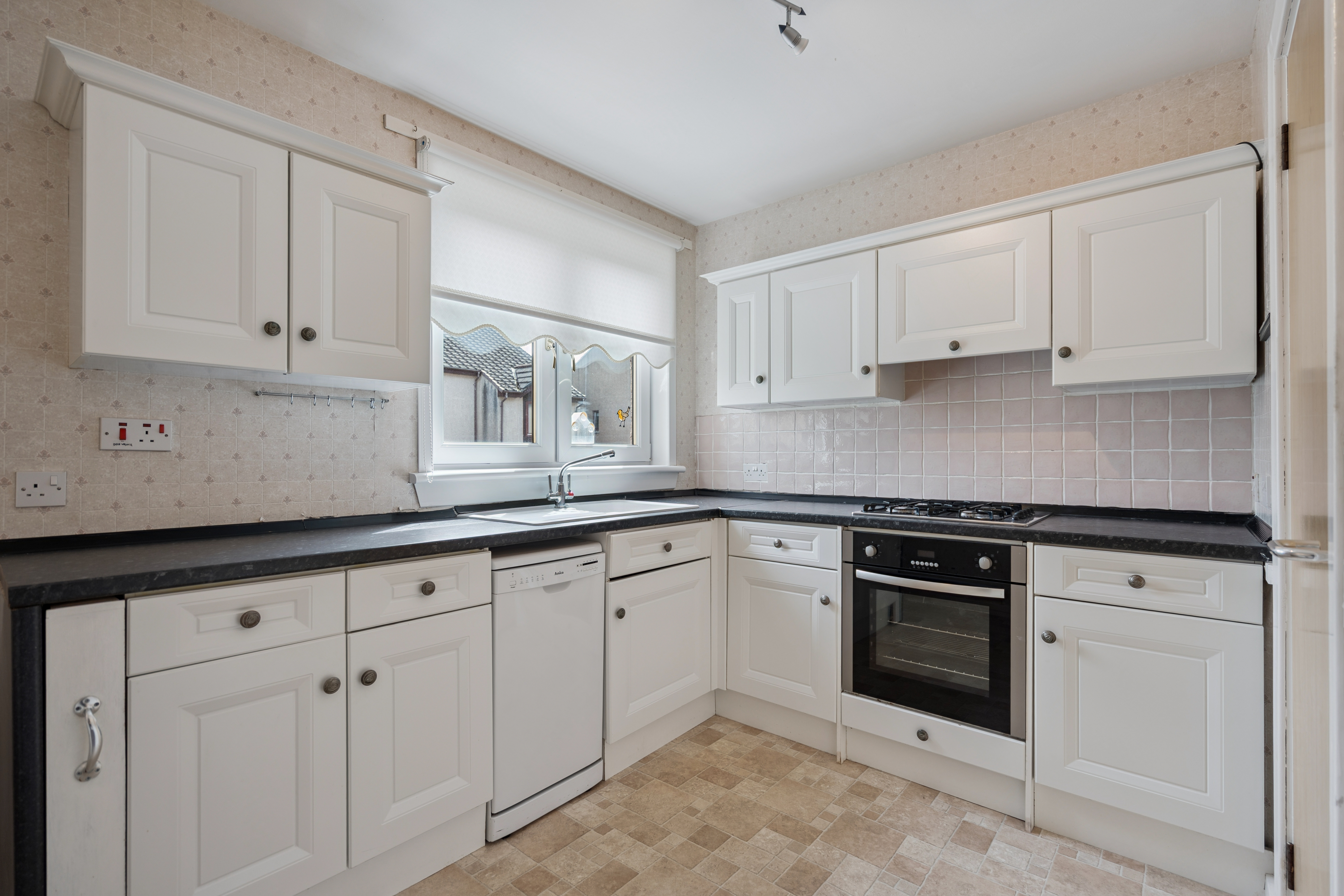 1 bed for sale in Drumcastle Court, John R Gray Road, Dunblane, FK15 - Property Image 2