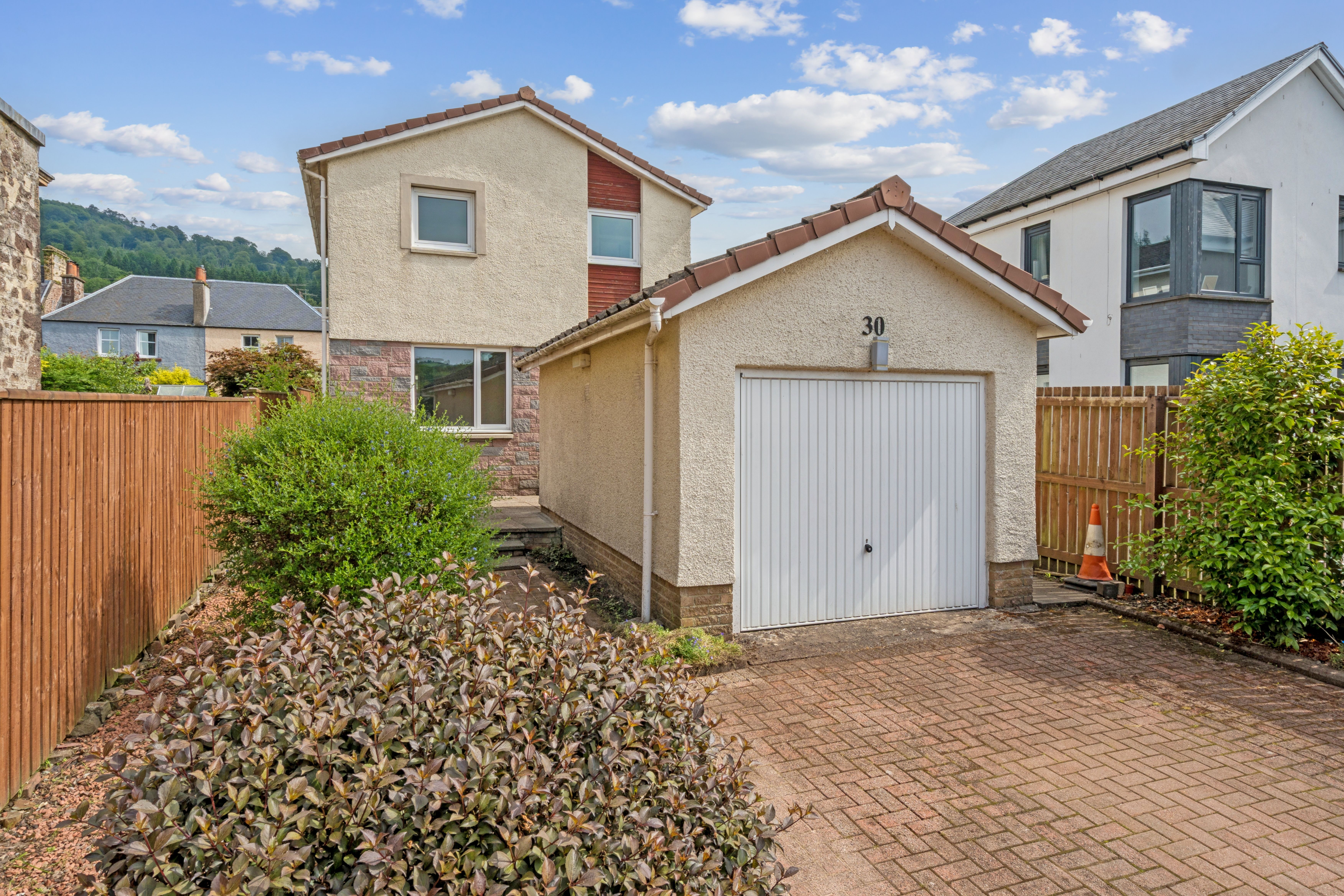 3 bed house for sale in Pearl Street, Callander, FK17  - Property Image 1