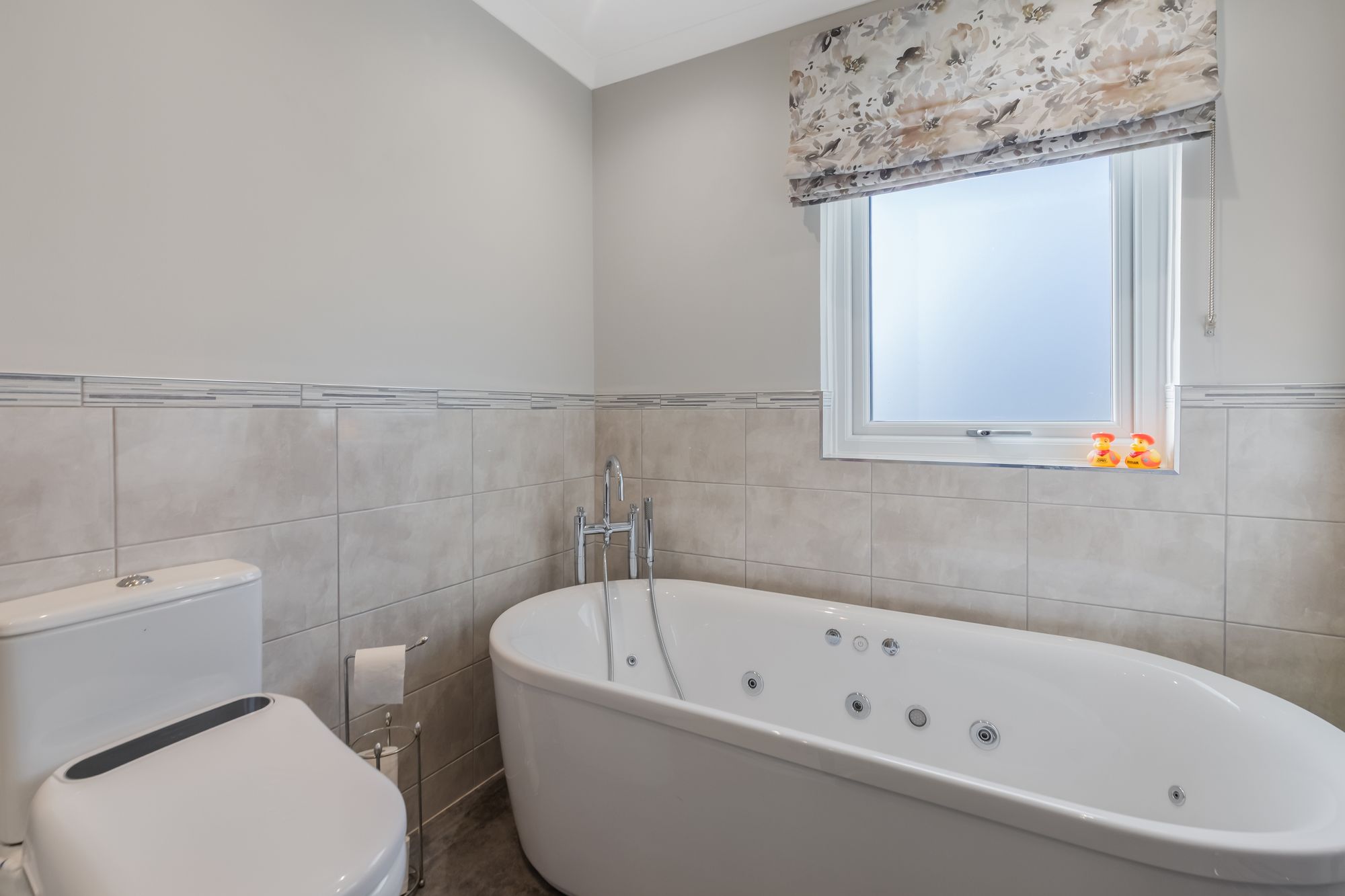 4 bed detached bungalow for sale in Allandale Crescent, Greenloaning, FK15  - Property Image 20