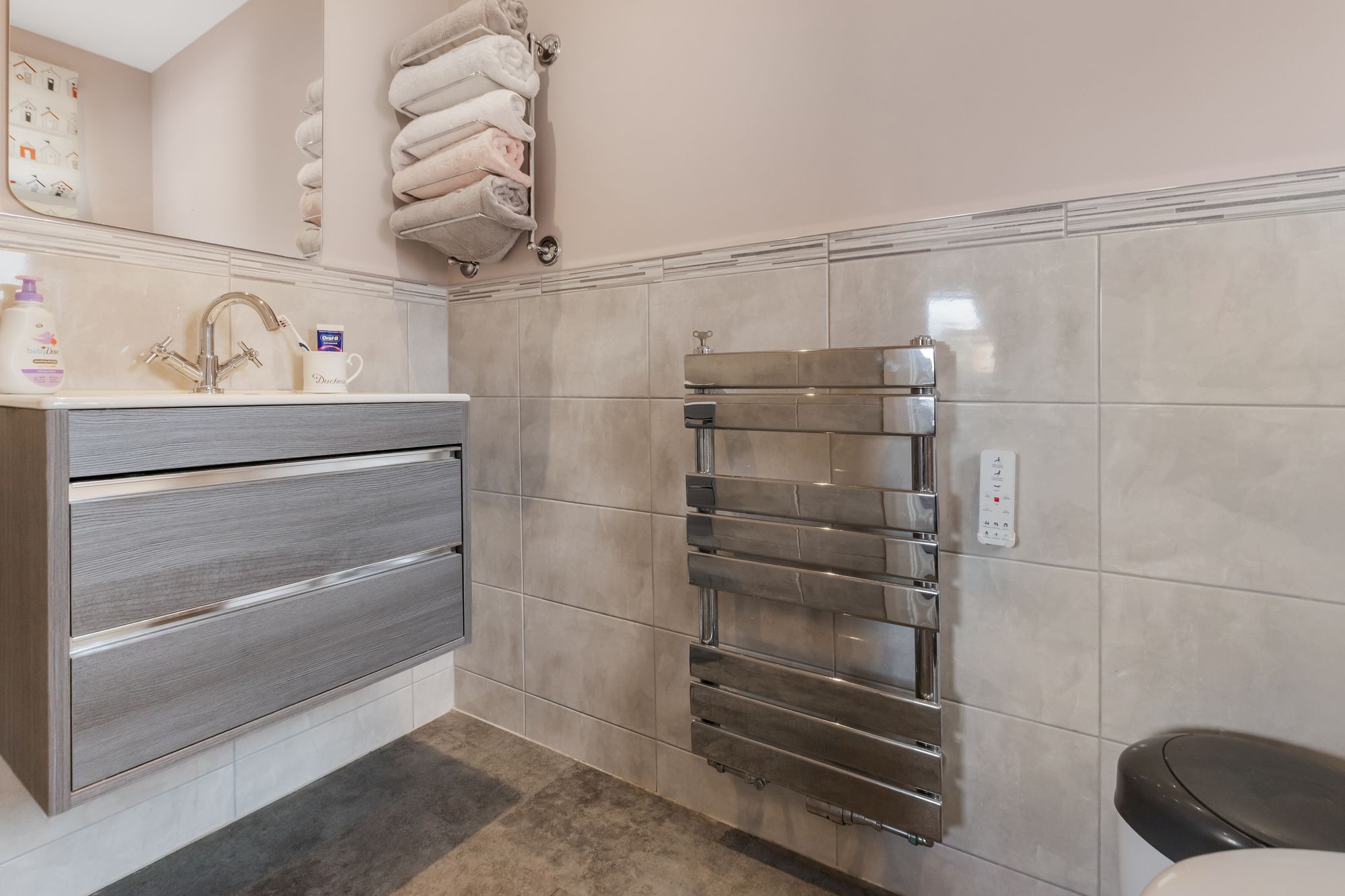 4 bed detached bungalow for sale in Allandale Crescent, Greenloaning, FK15 21