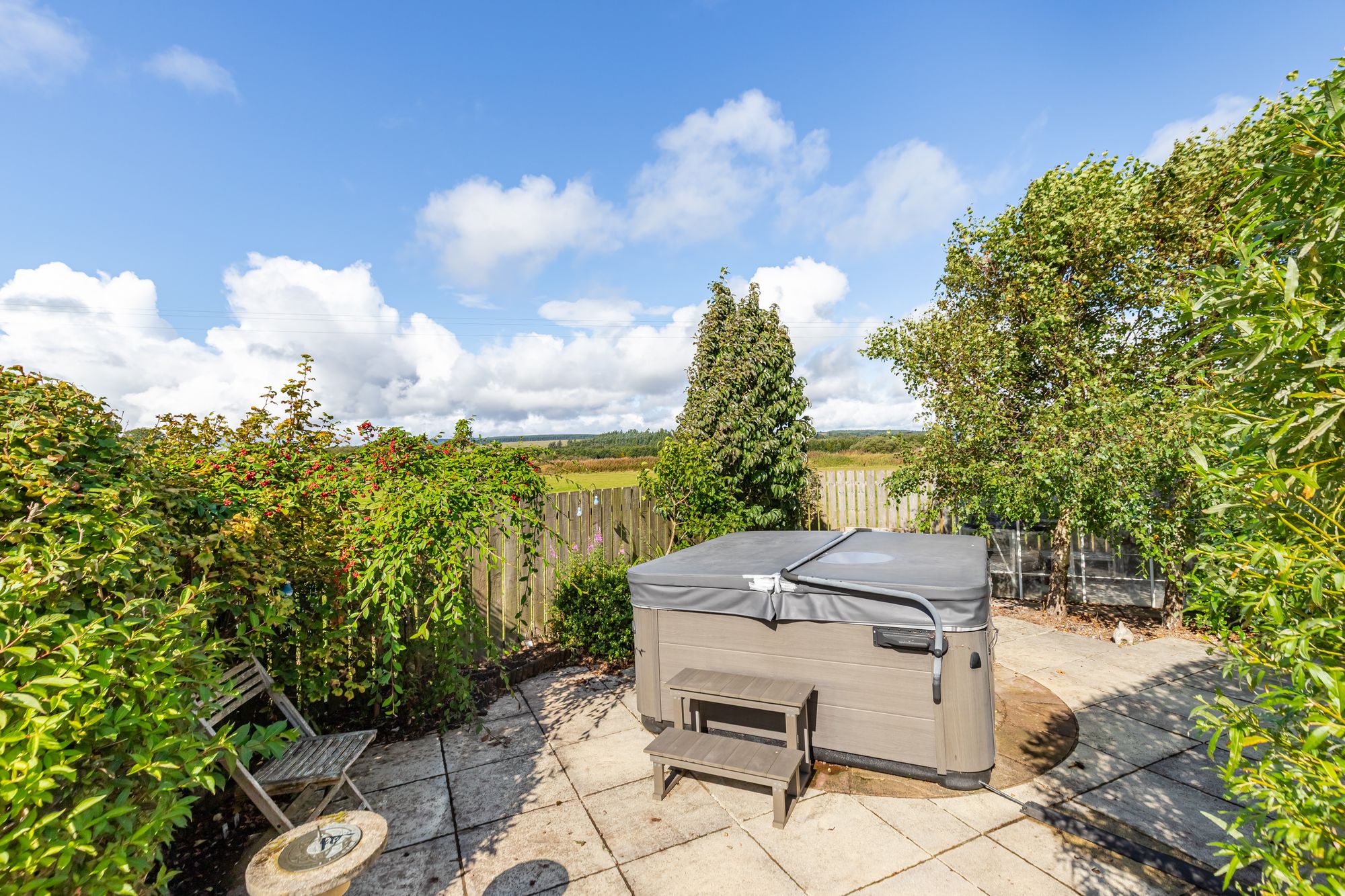 4 bed detached bungalow for sale in Allandale Crescent, Greenloaning, FK15  - Property Image 32