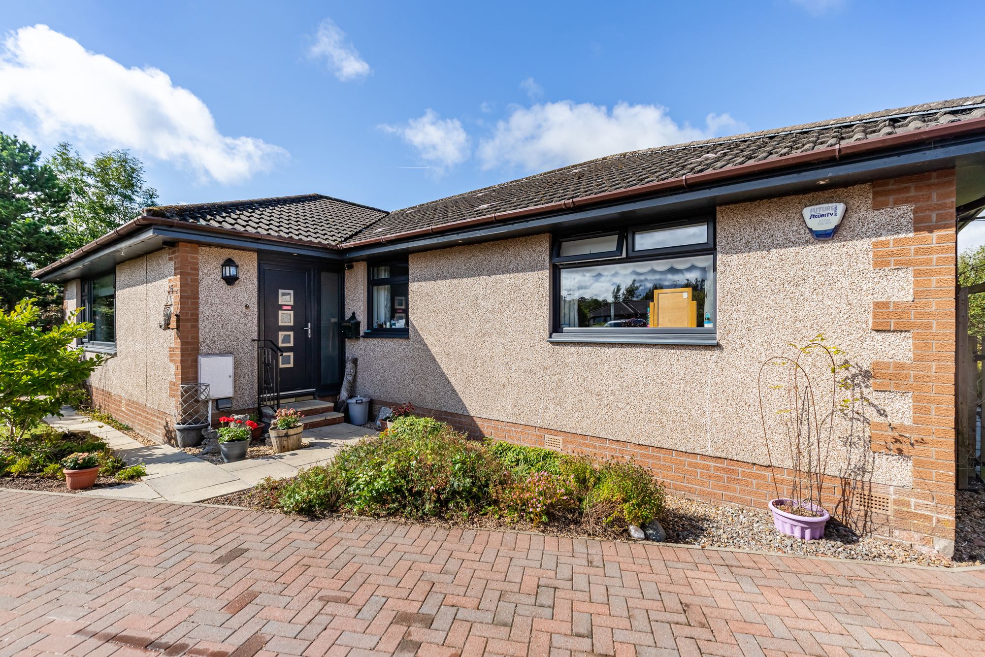 4 bed detached bungalow for sale in Allandale Crescent, Greenloaning, FK15  - Property Image 37