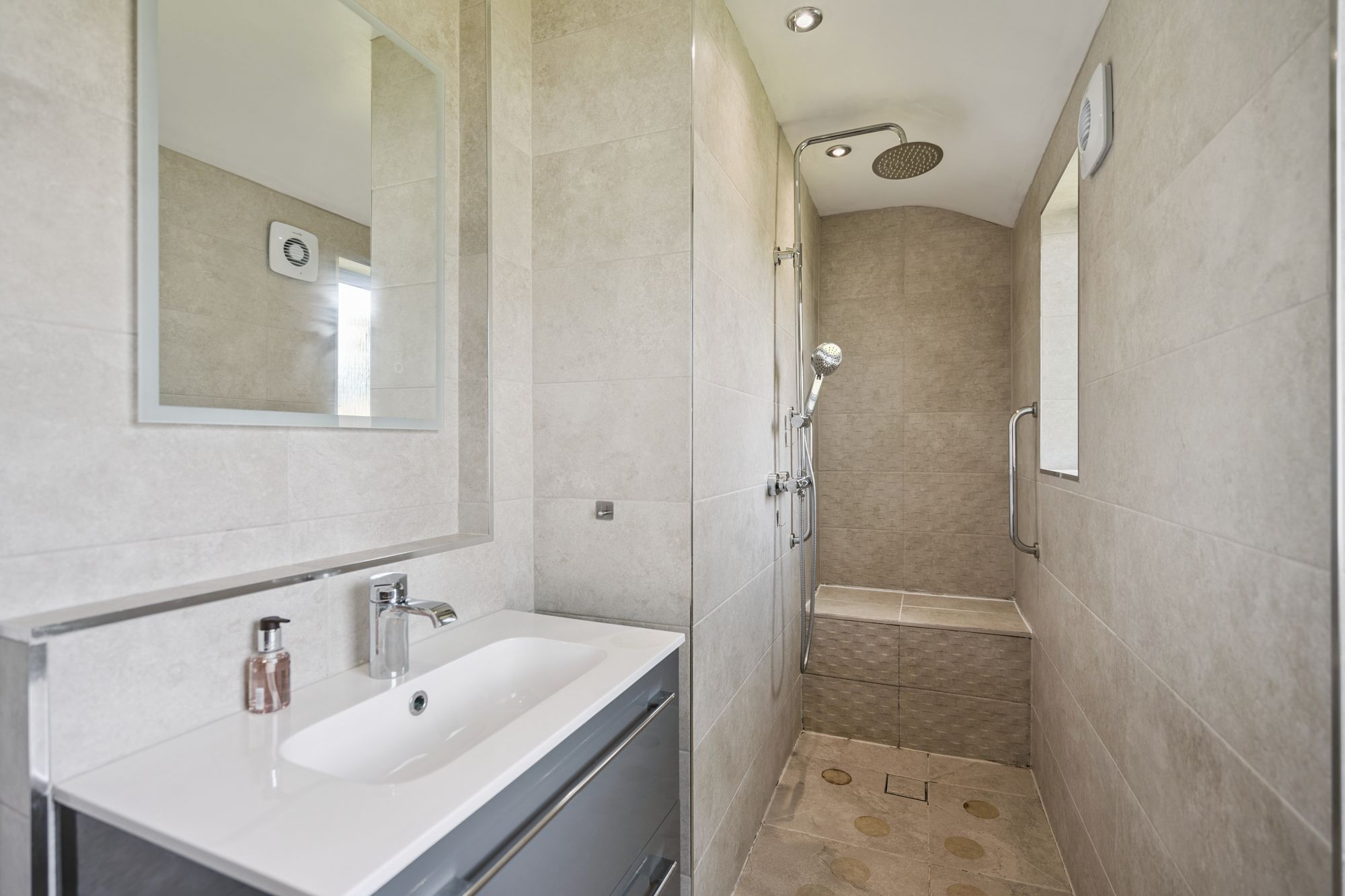4 bed detached bungalow for sale in Old Doune Road, Dunblane, FK15 - Property Image 15