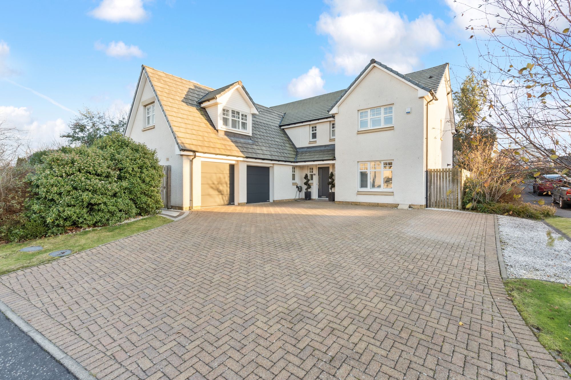 5 bed detached house for sale in Culdee Grove, Dunblane, FK15  - Property Image 39