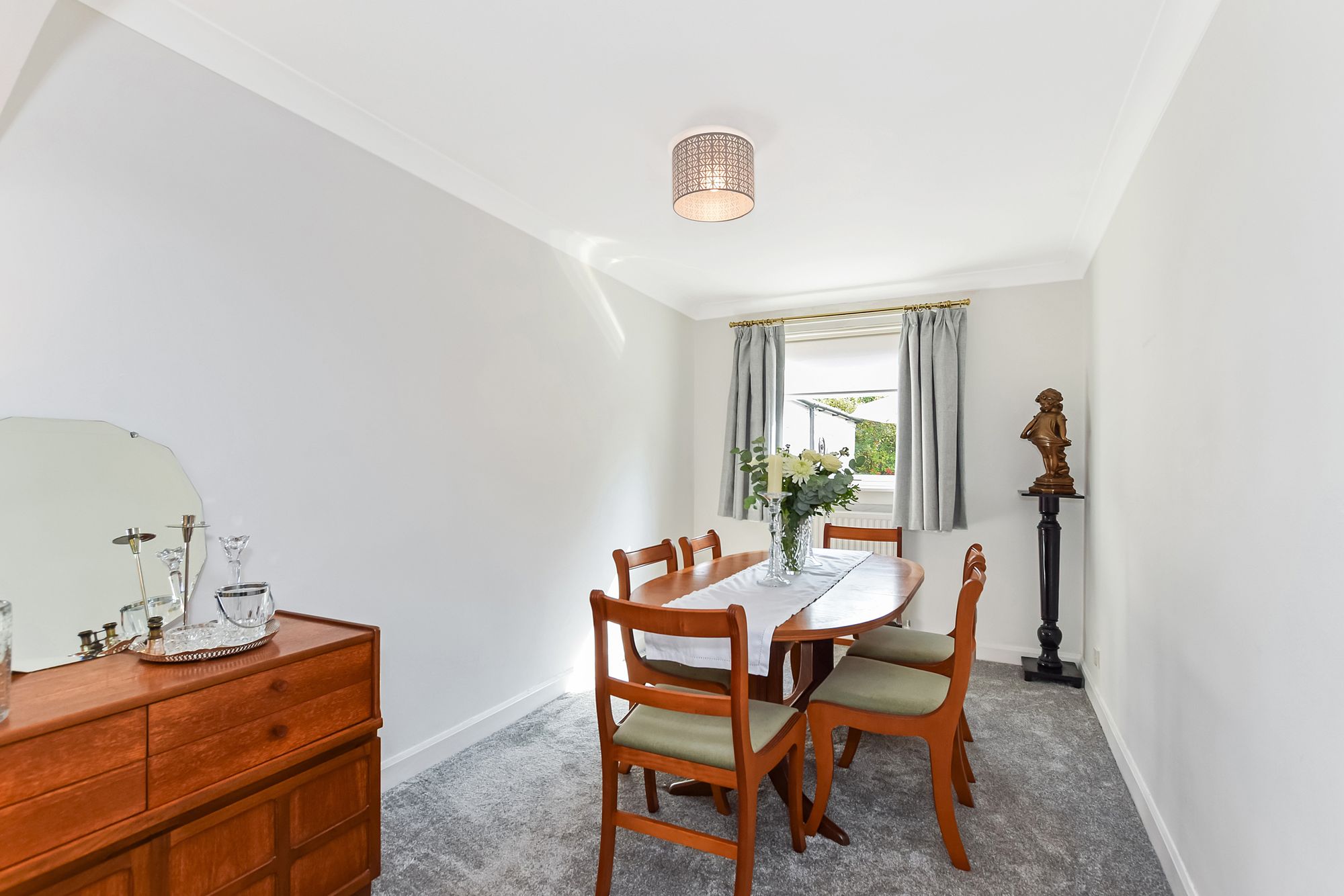 3 bed detached house for sale in Newton Crescent, Dunblane, FK15  - Property Image 3