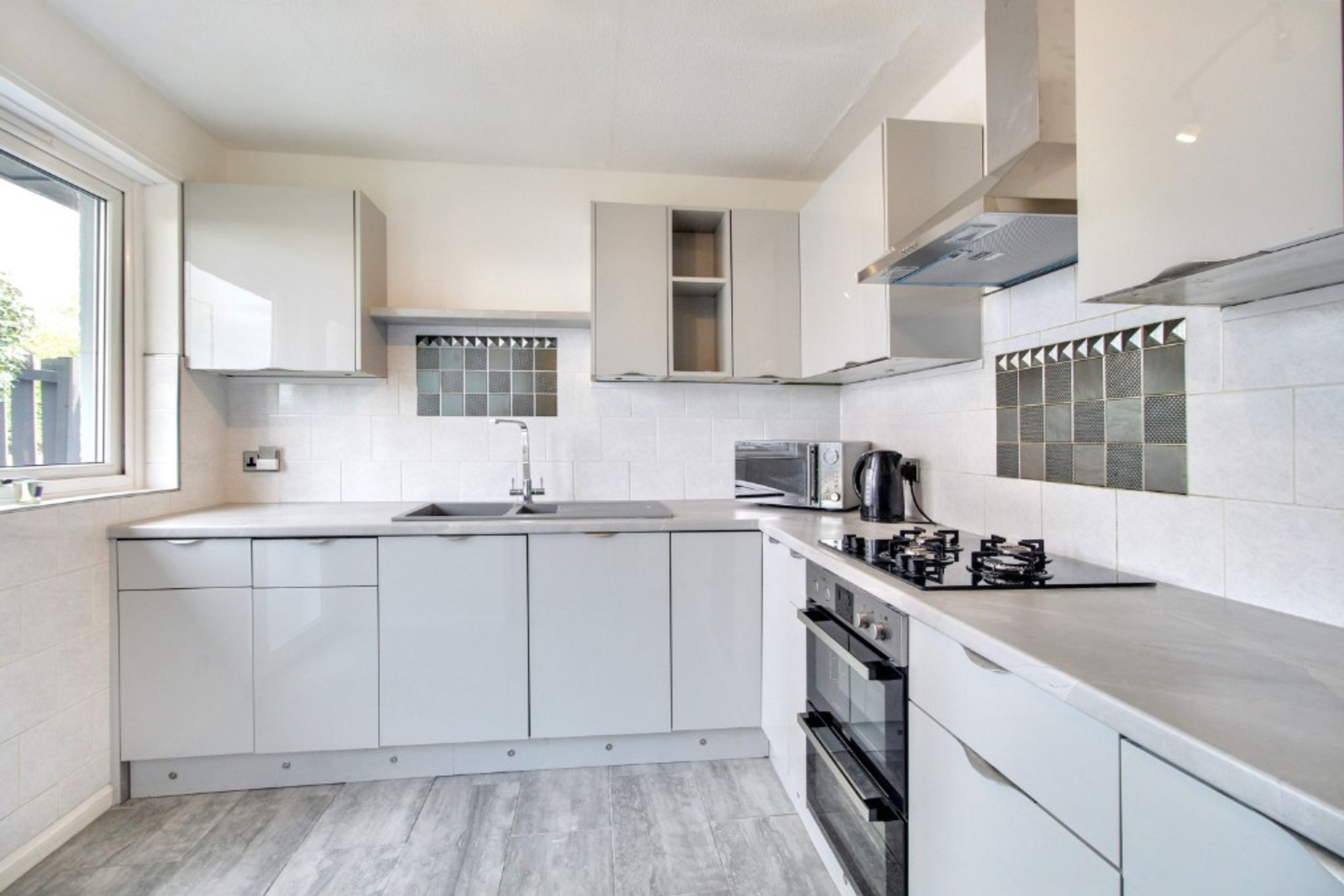 3 bed detached bungalow for sale in Wallace Road, Dunblane, FK15  - Property Image 2